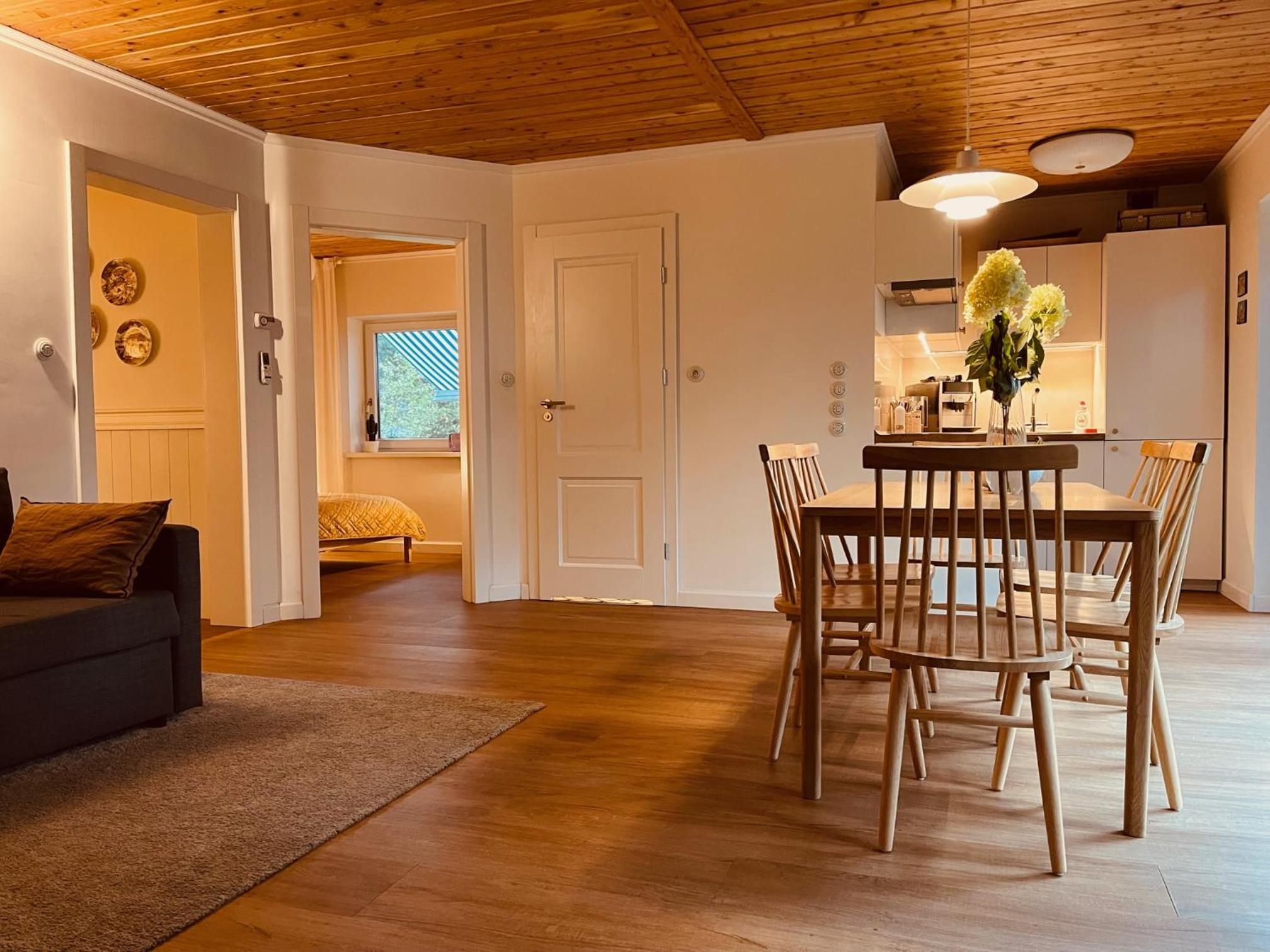 Two-Bedroom House photo 3
