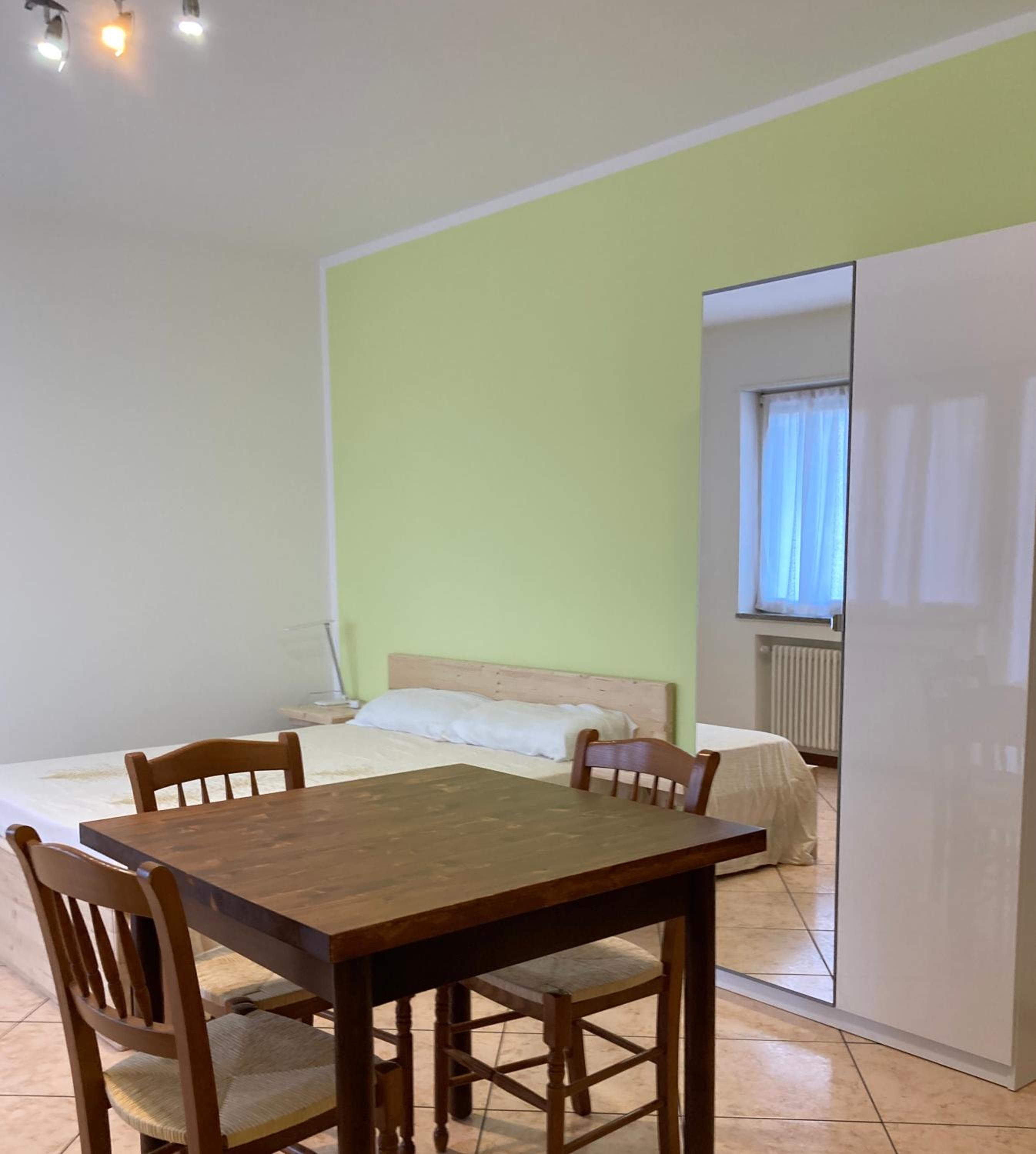 Triple Room with Private Bathroom - Photo 2