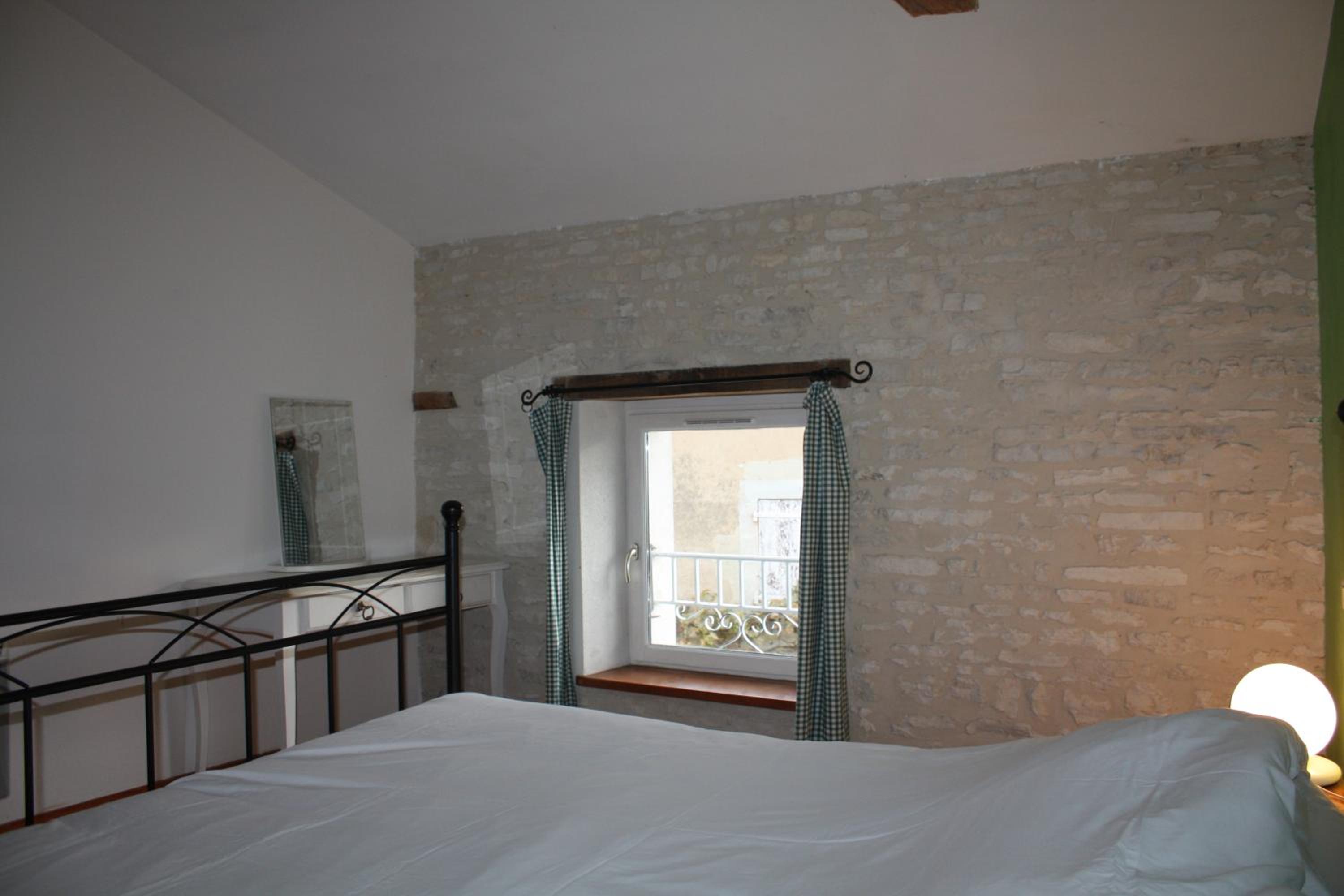 Standard Apartment (6 Adults) - Photo 5