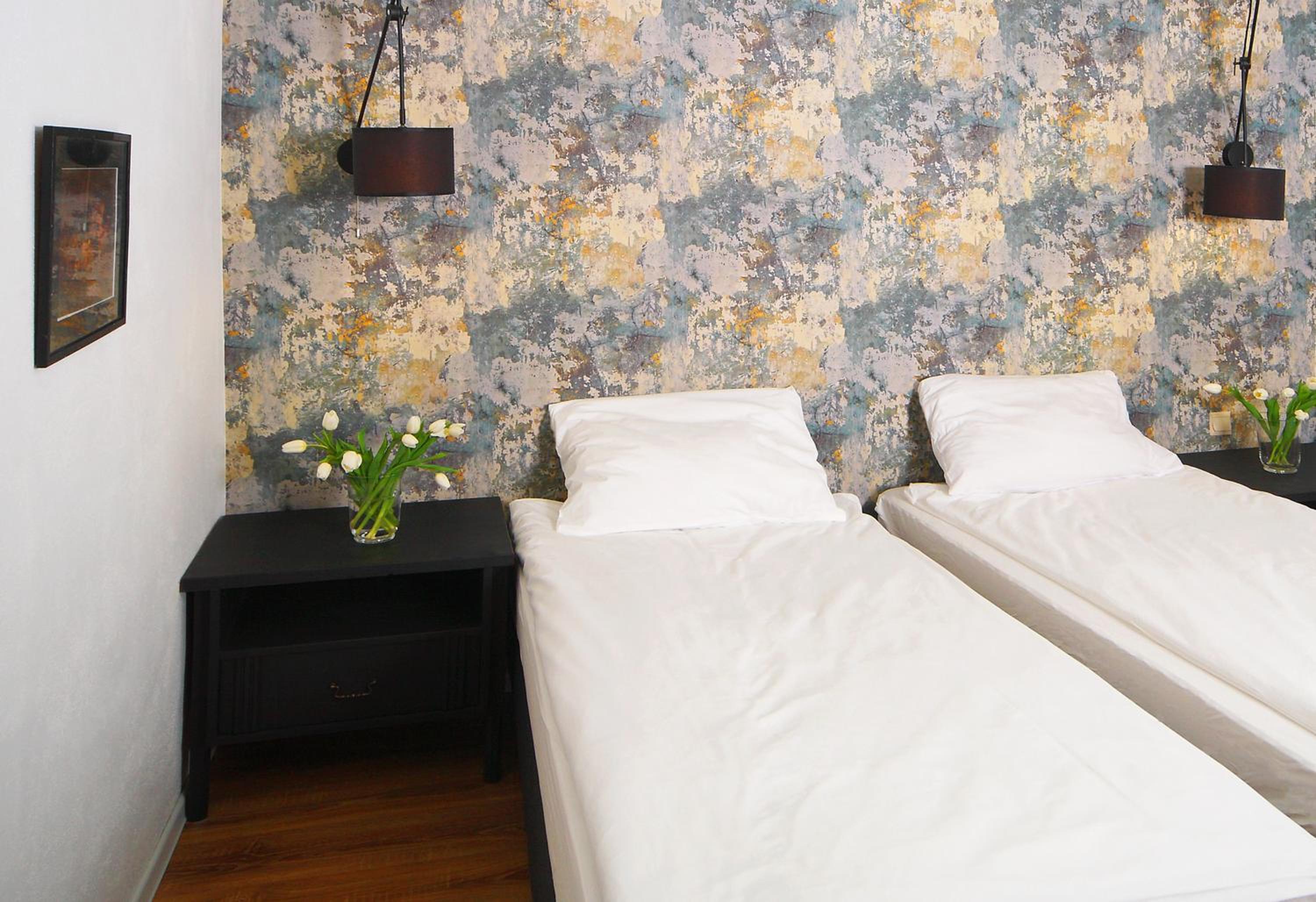 Standard Double or Twin Room - Photo 6