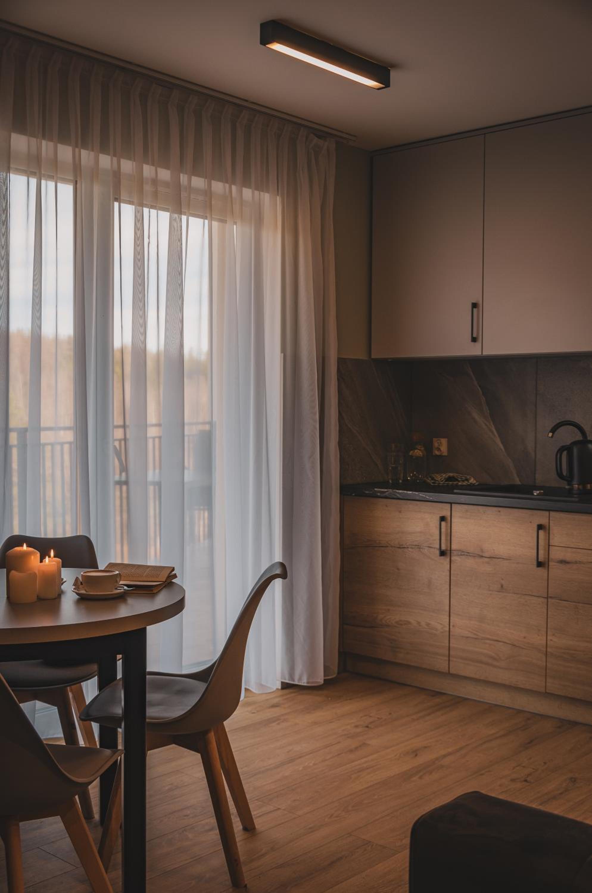 Apartment with Balcony - pet friendly