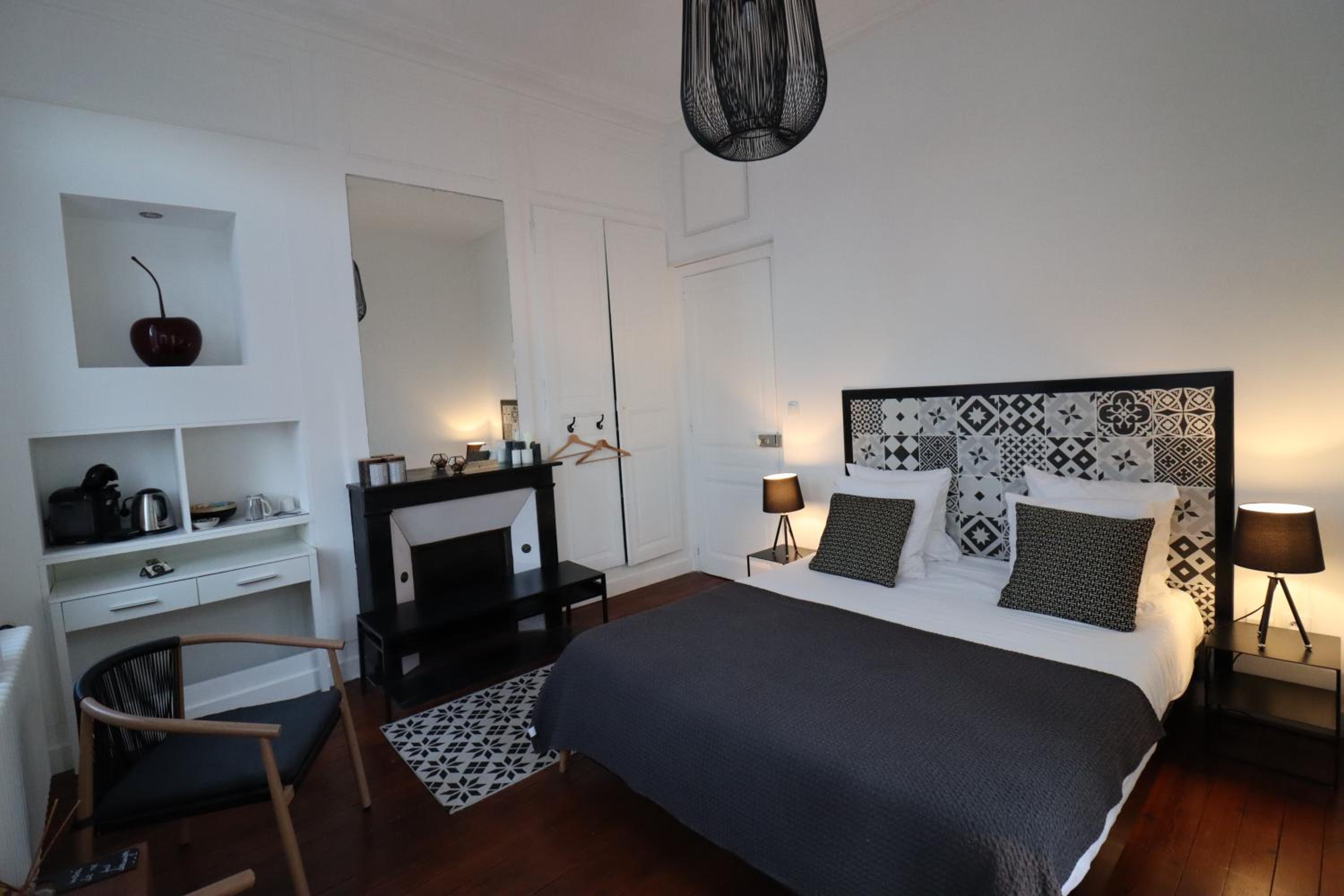 Large Double Room