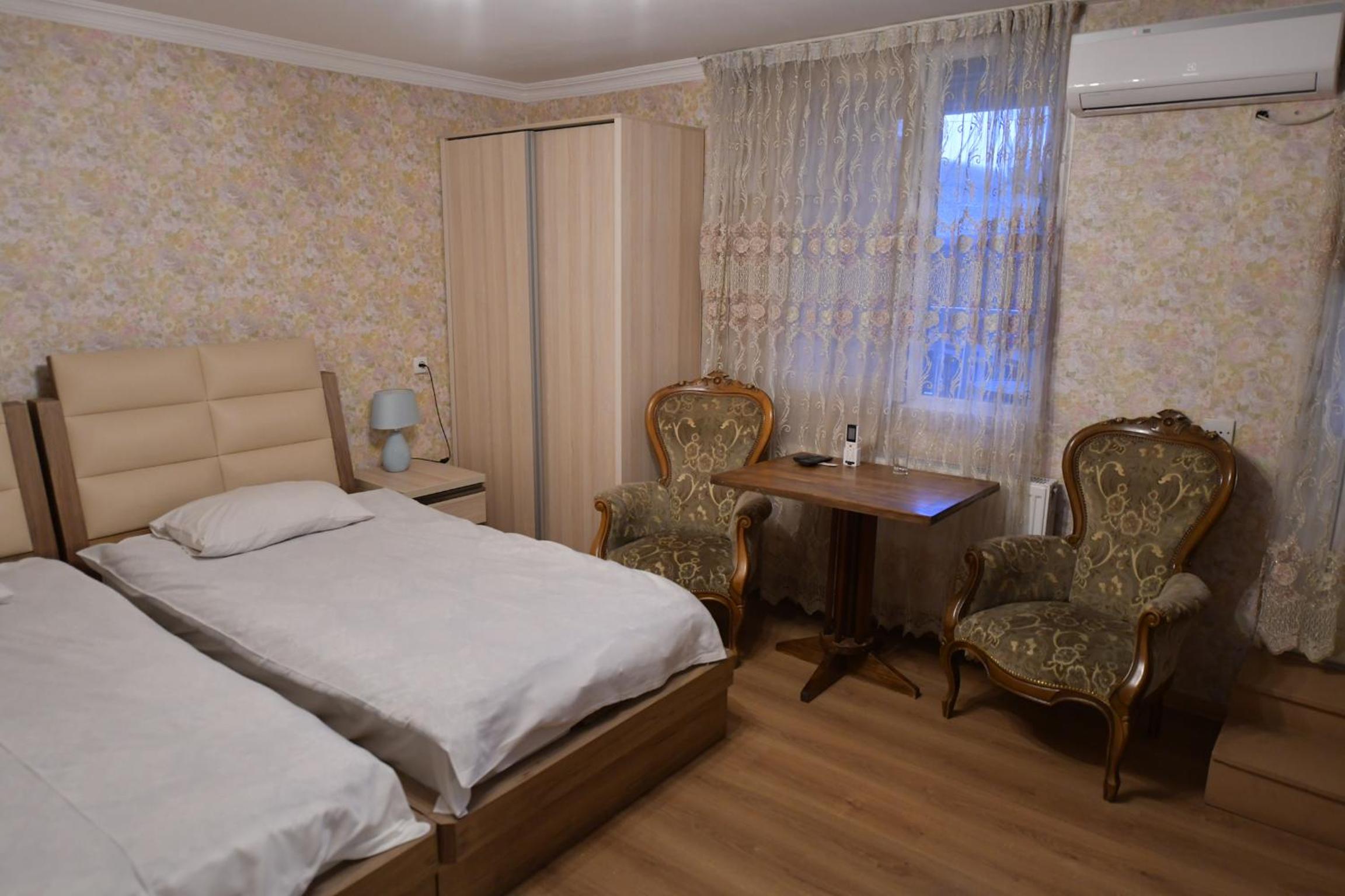 Twin Room with Balcony photo 1