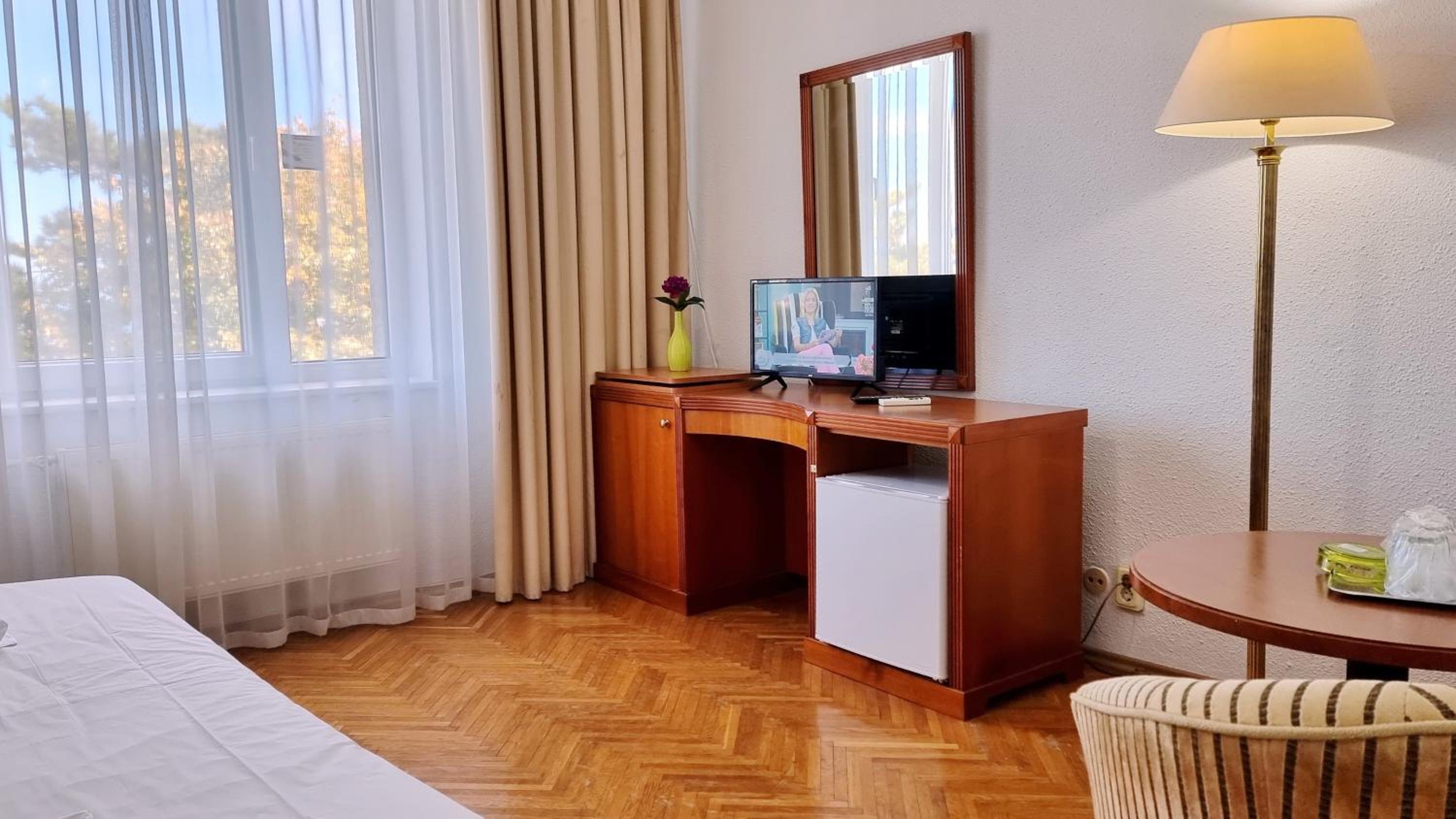 Double or Twin Room - Photo 1
