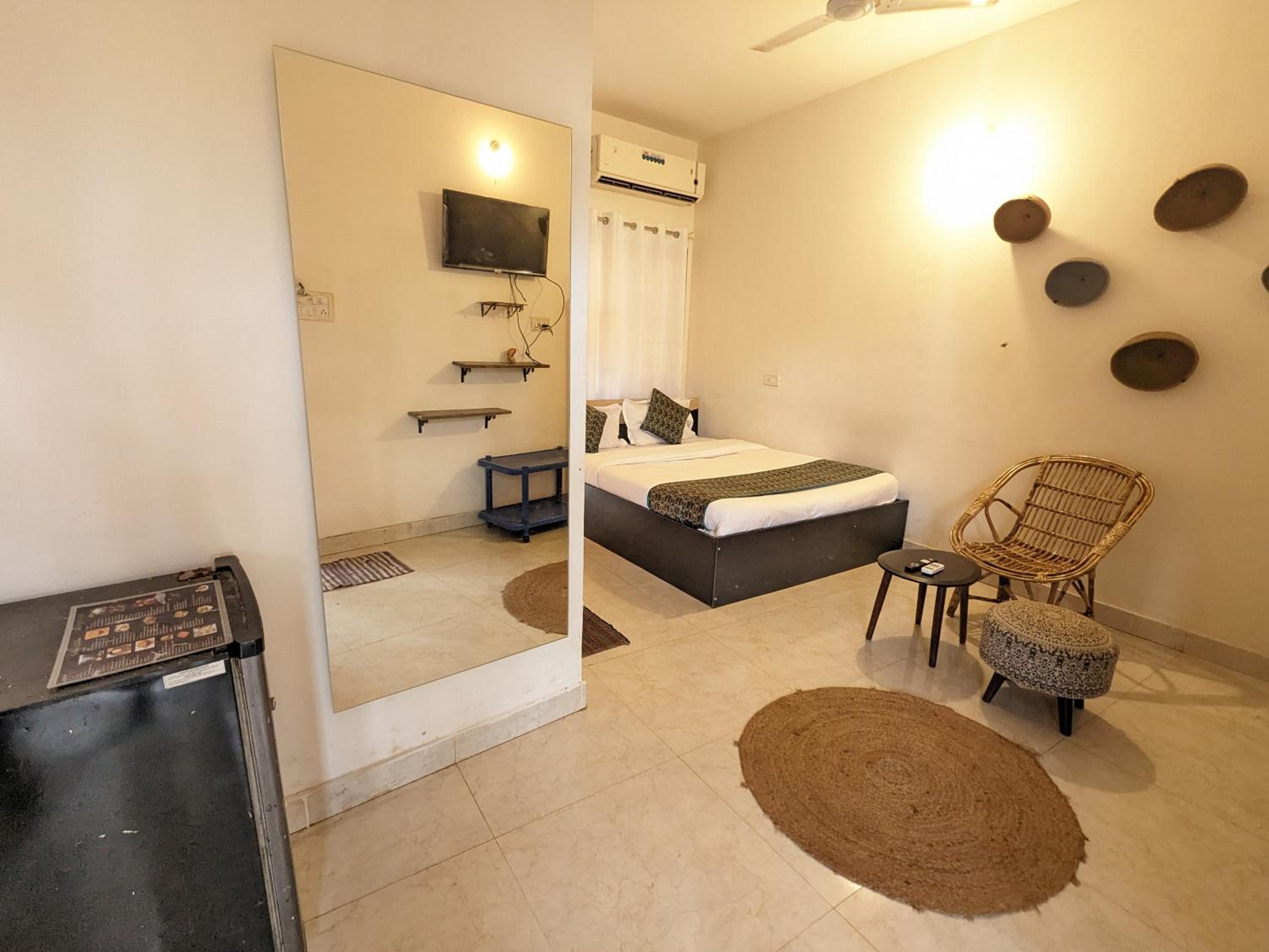 Economy Single Room