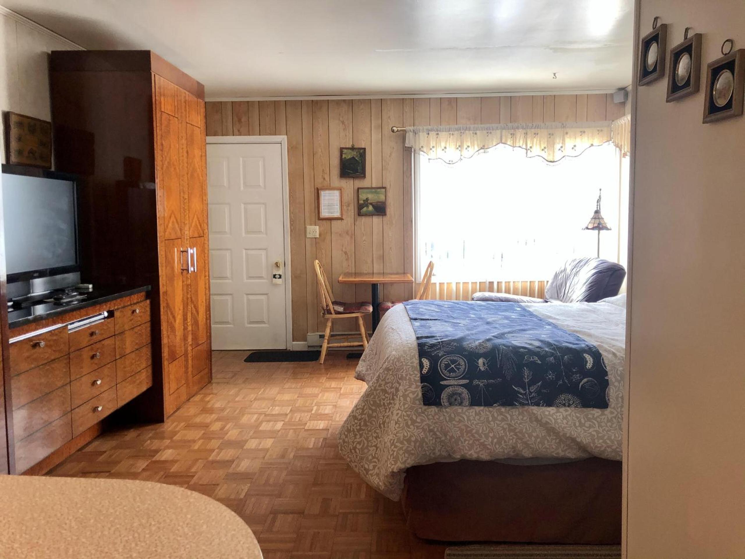 Standard Suite