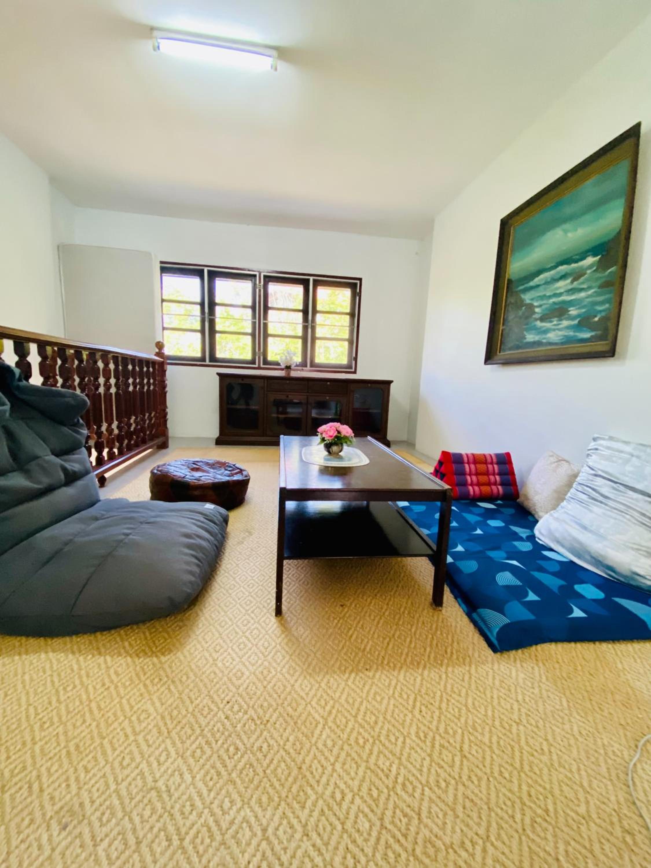 Three-Bedroom House - Photo 5