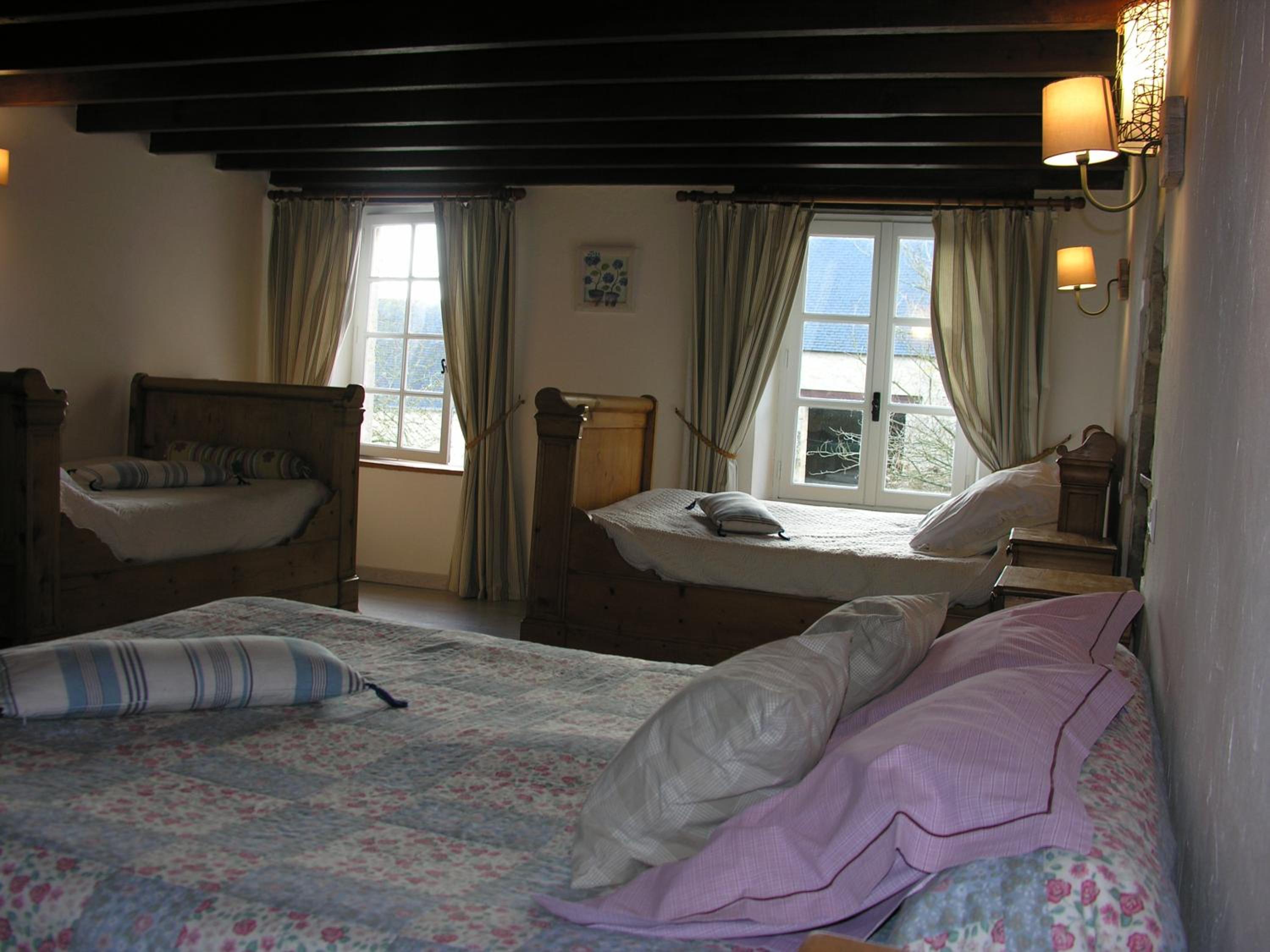 Quadruple Room with Private External Bathroom photo 1