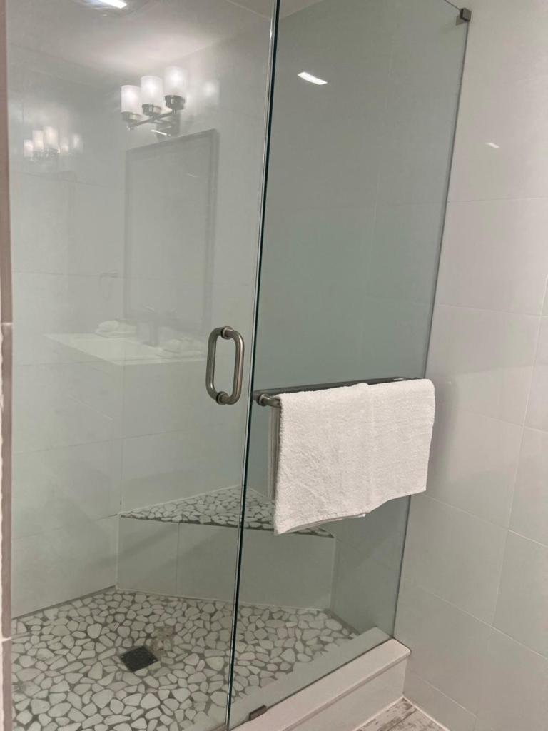 Deluxe Double Room (2 Adults + 1 Child) photo 1