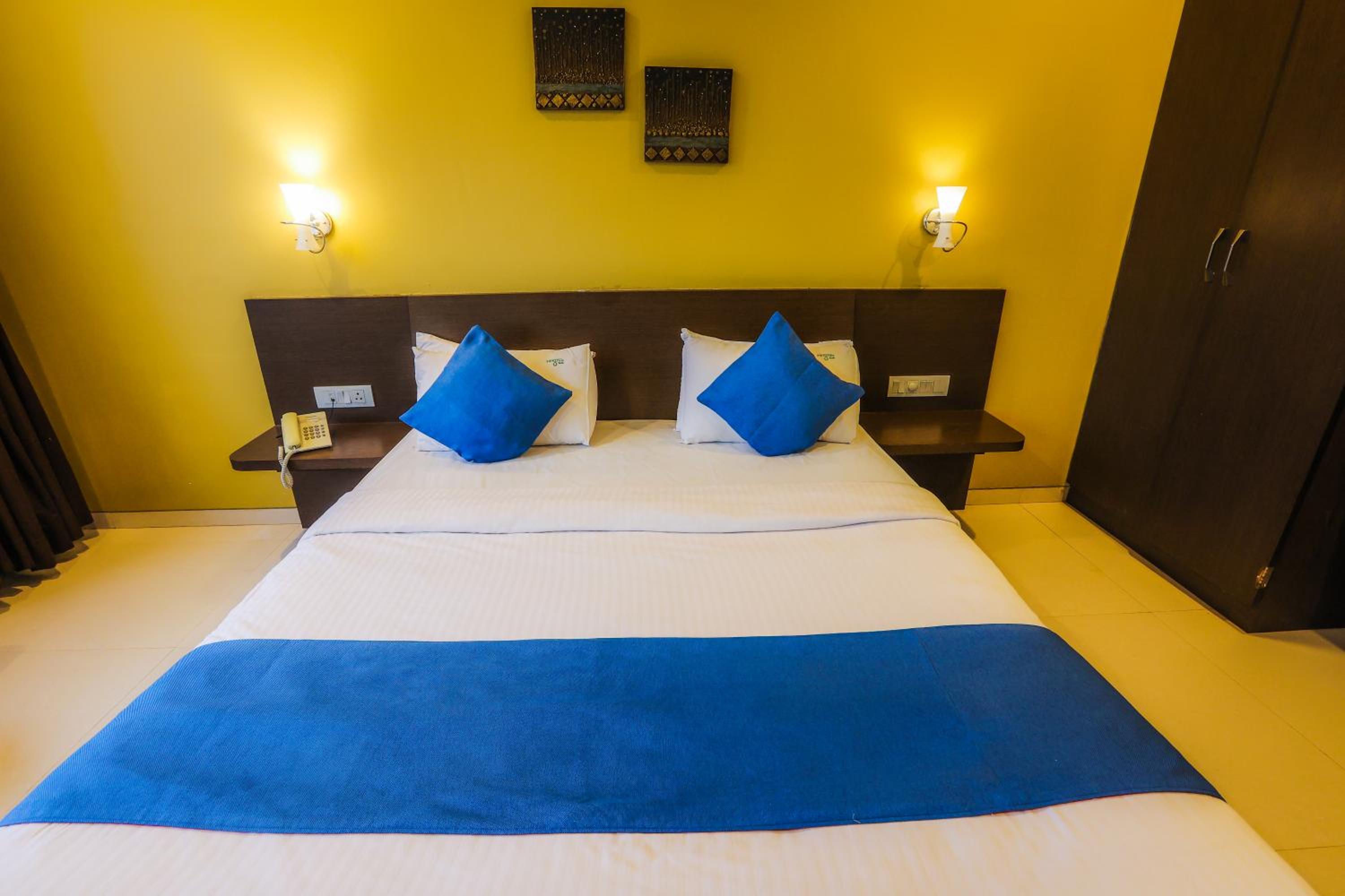 Deluxe Double Room - Photo 2