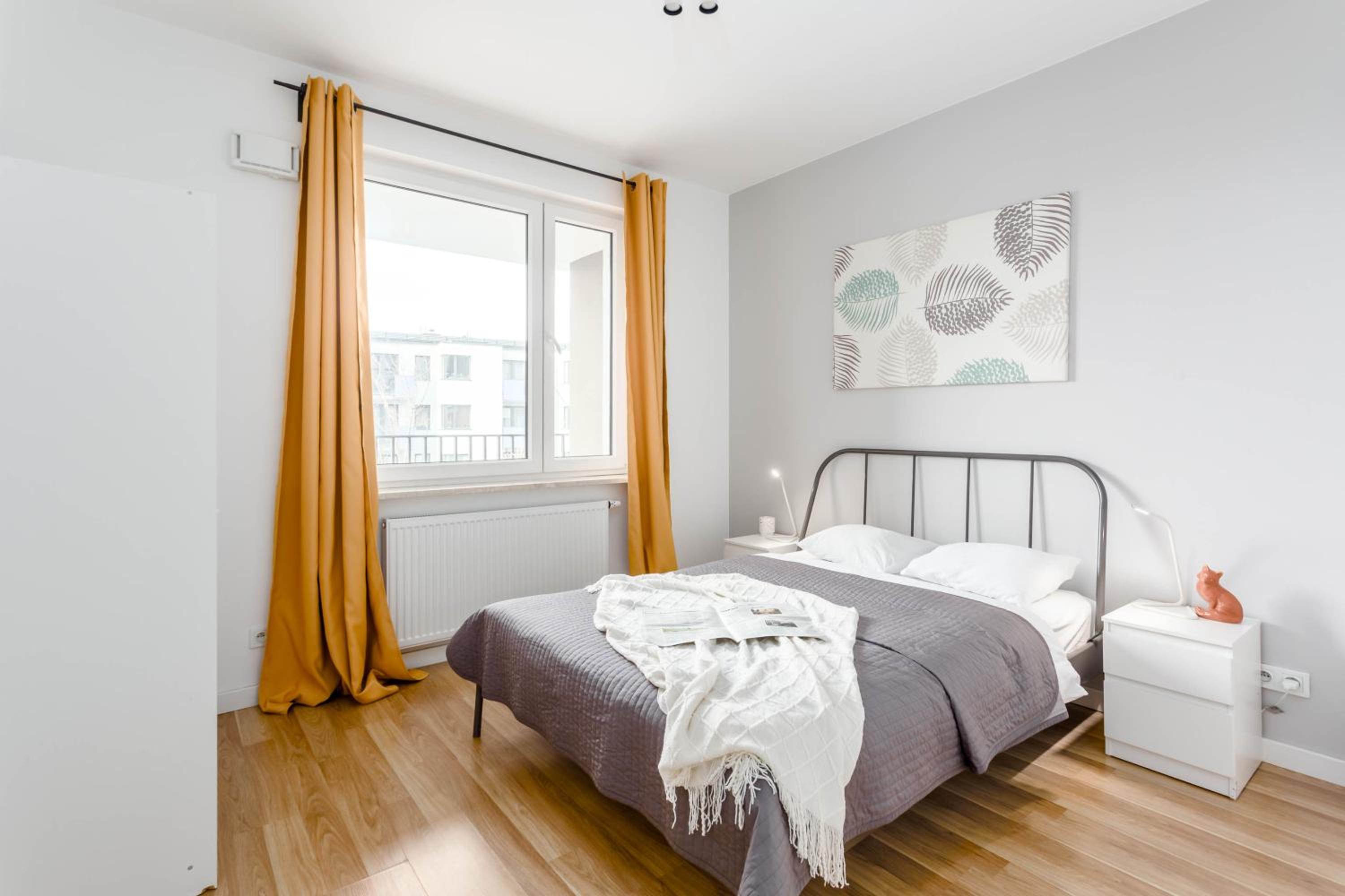 One-Bedroom Apartment - Photo 1