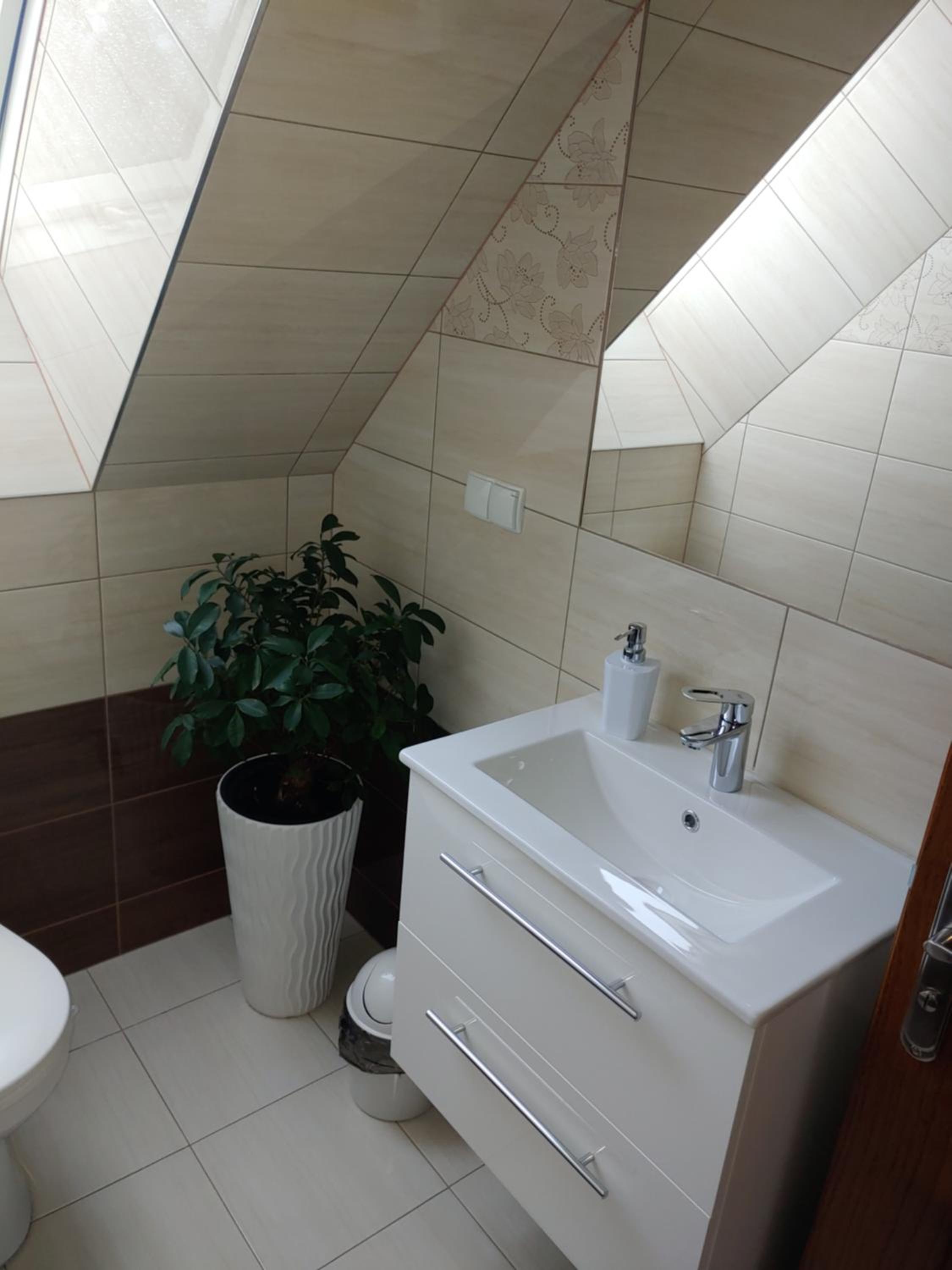 Deluxe Triple Room - Photo 4