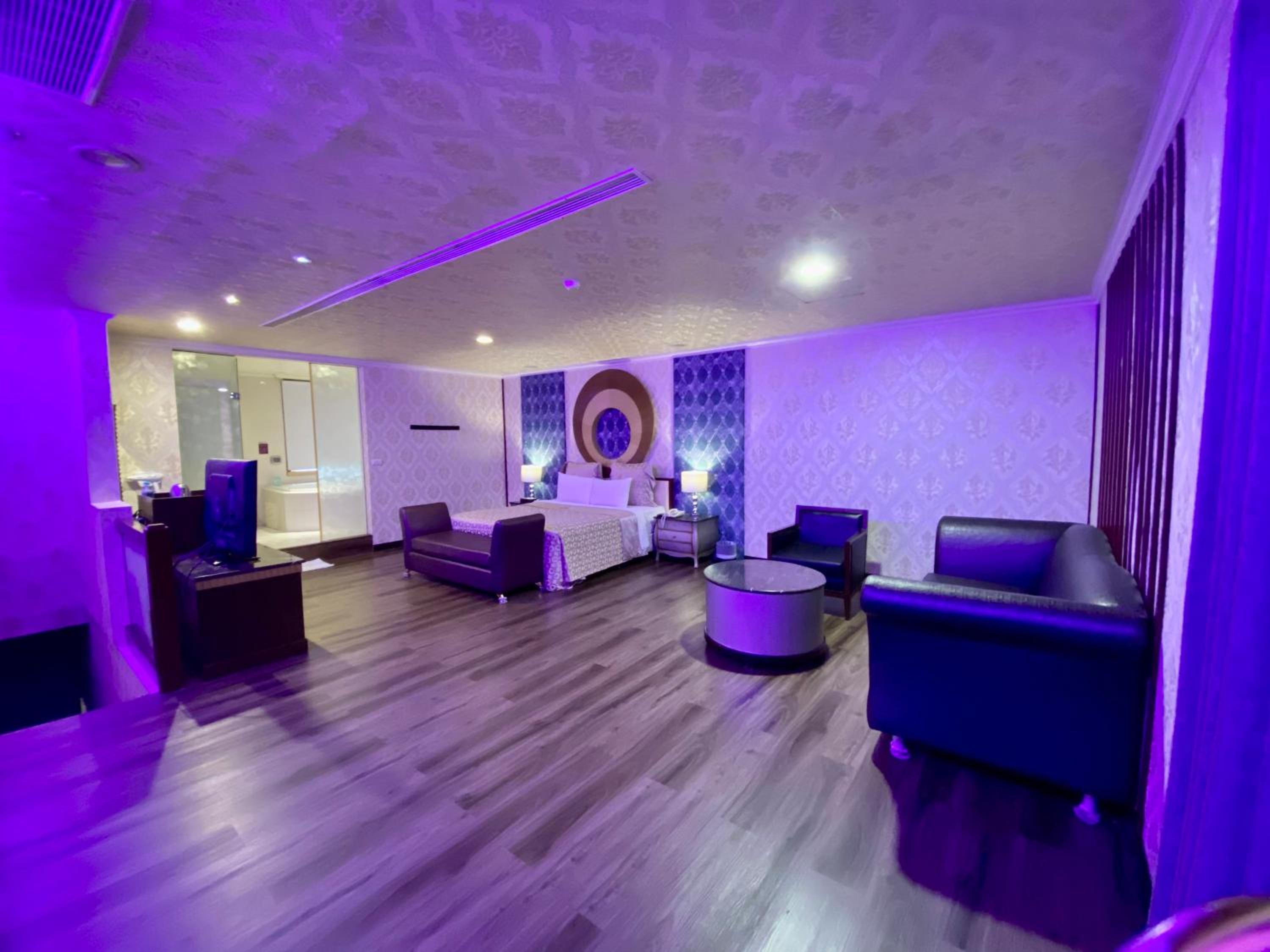 Queen Room with Spa Bath photo 1