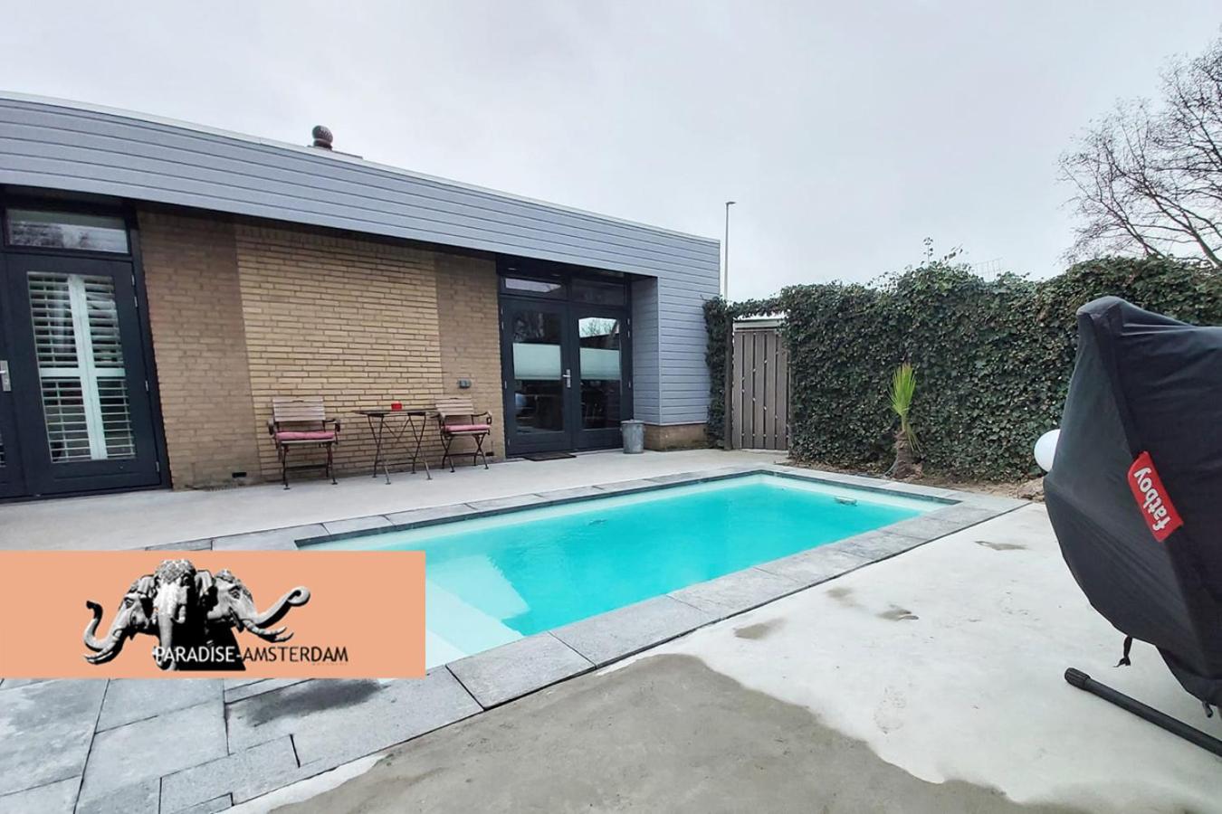 Deluxe Bungalow with Garden View photo 2
