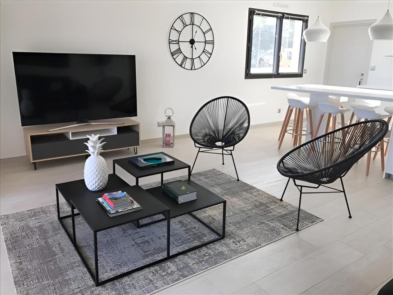 Deluxe Apartment photo 3