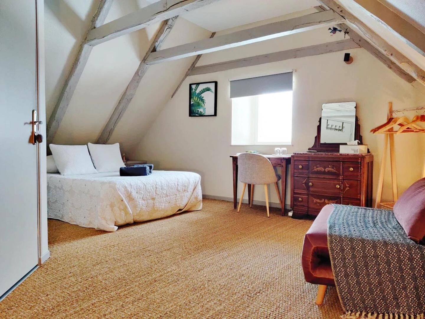 Large Double Room