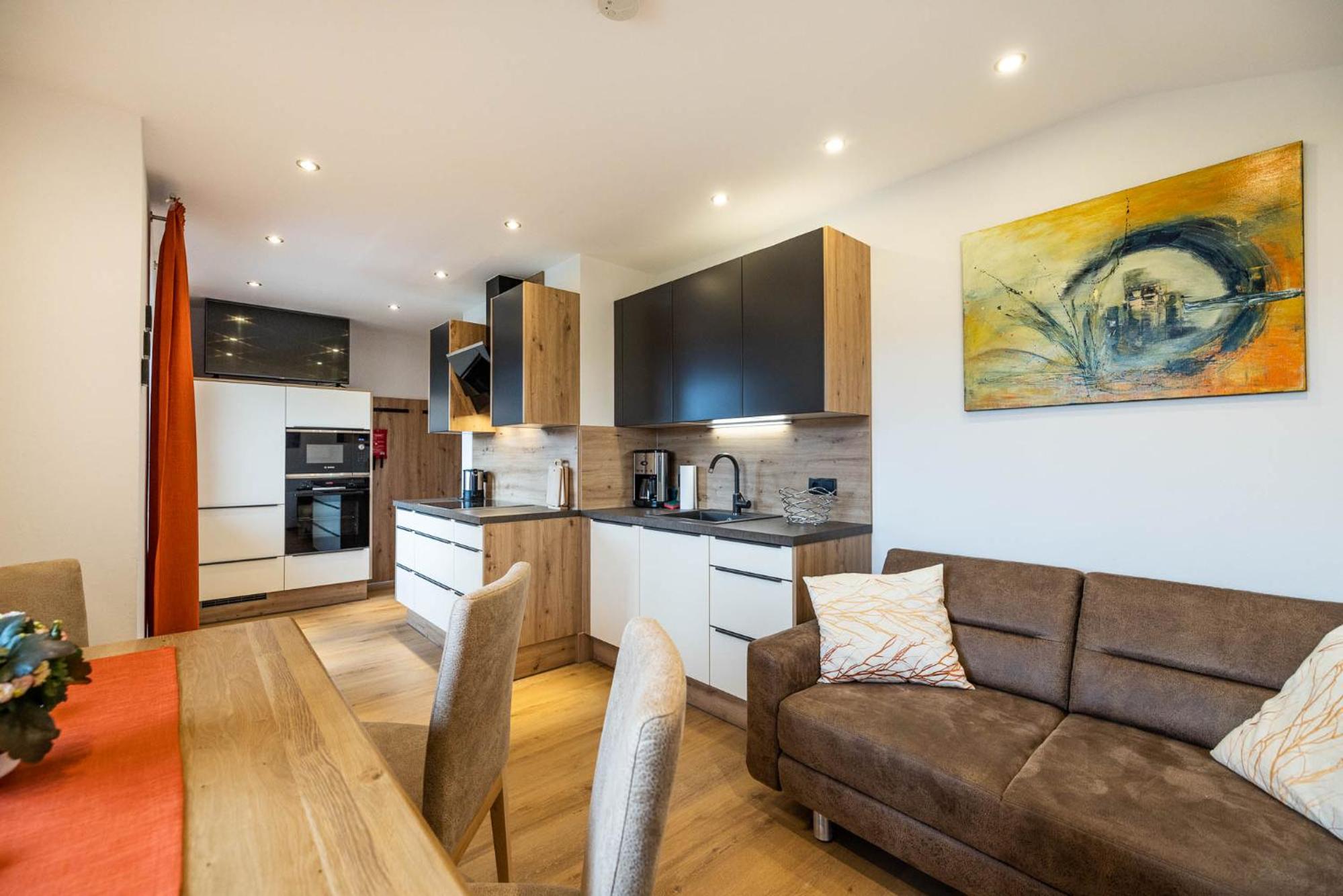 Apartment with Balcony 2
