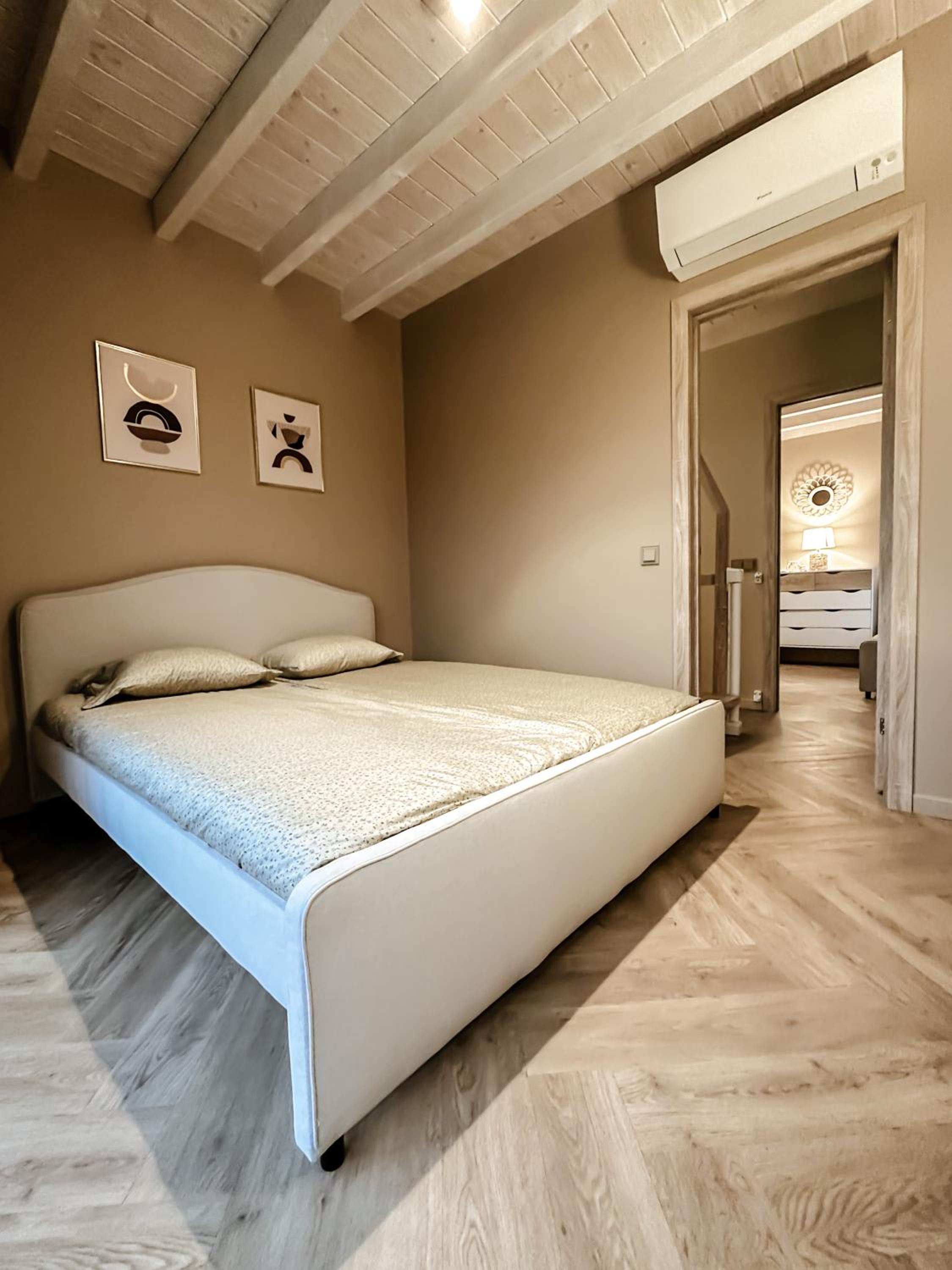 Two-Bedroom House photo 2