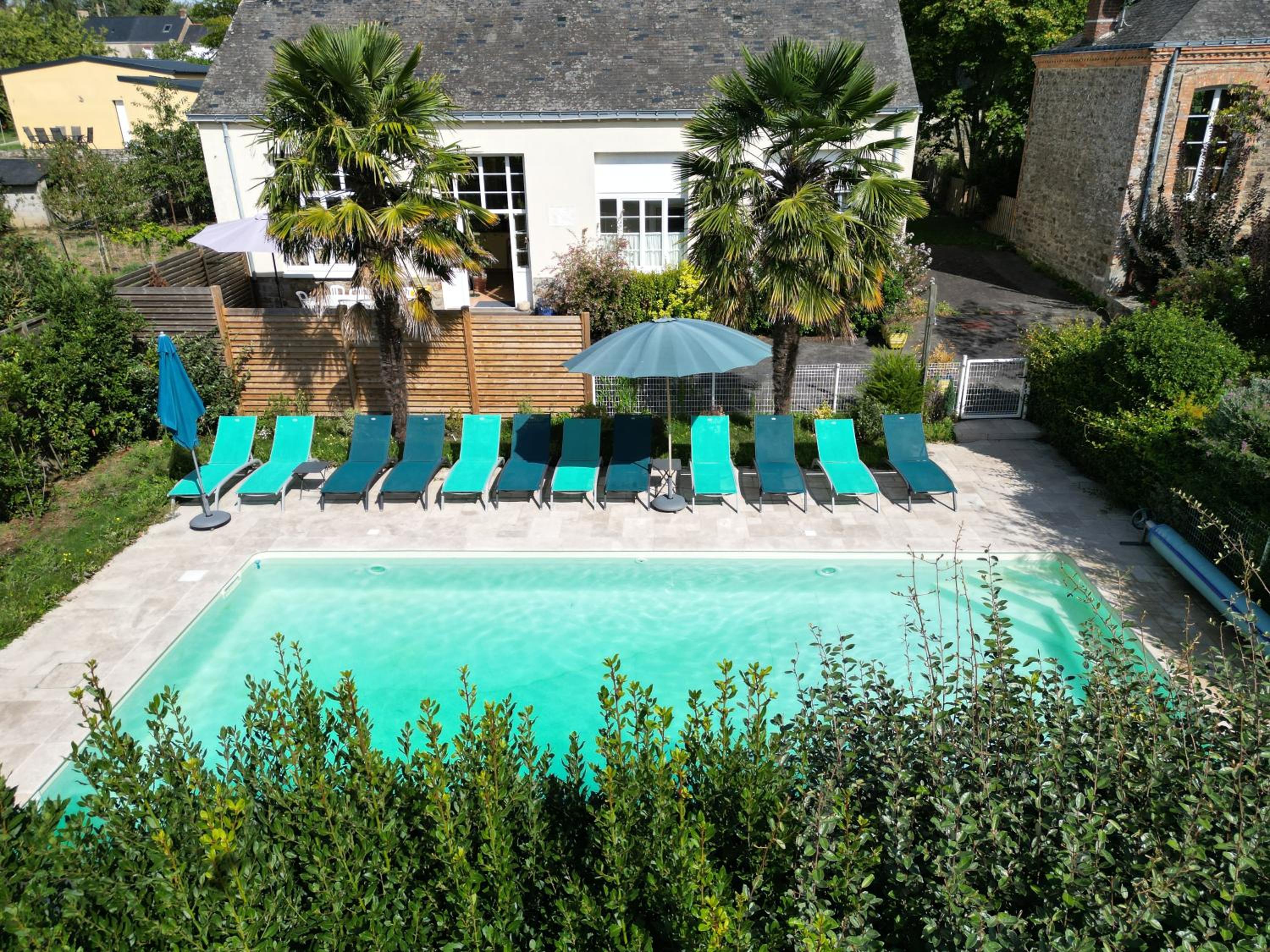 Villa with Private Pool - Photo 2