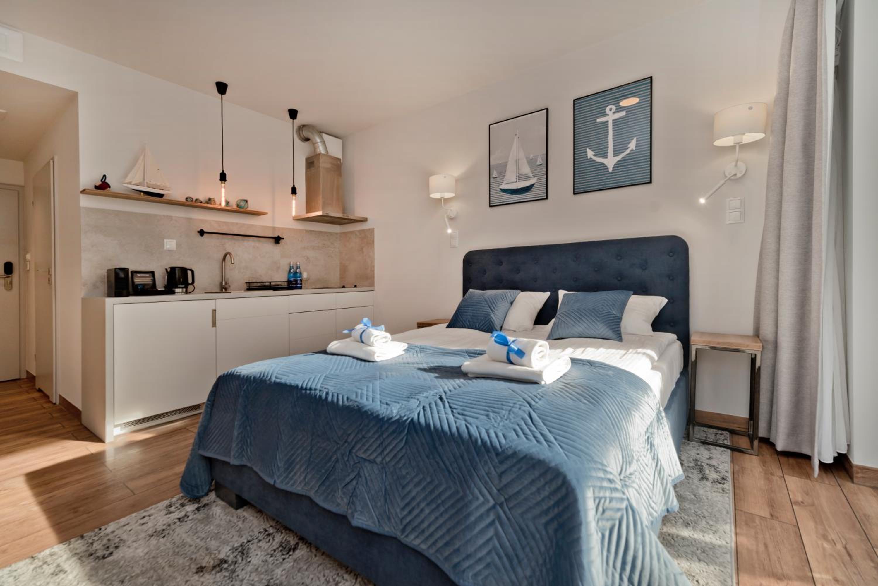 Studio Apartment
