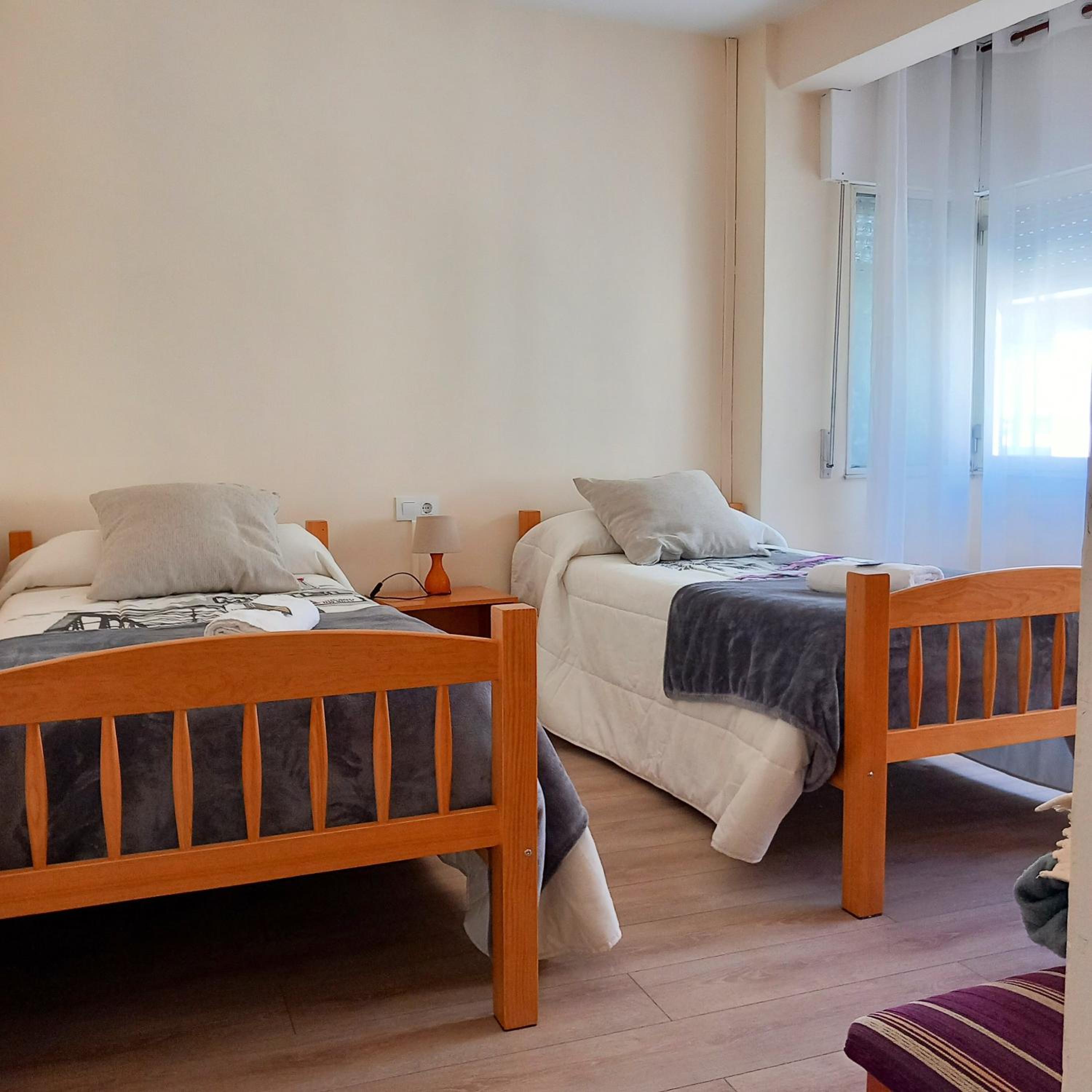 Twin Room - Photo 1