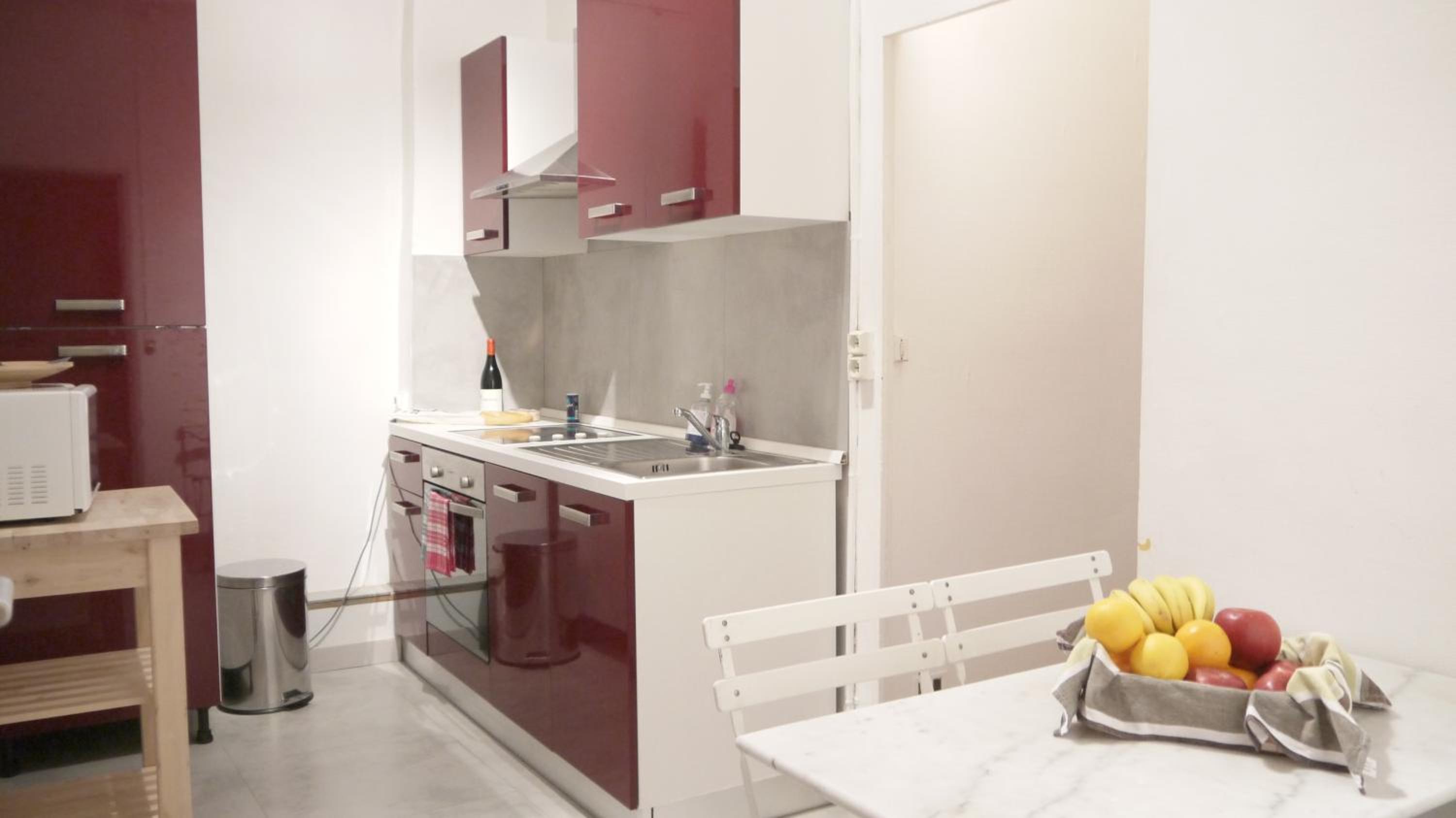 One-Bedroom Apartment with Bath (4 Adults) photo 3