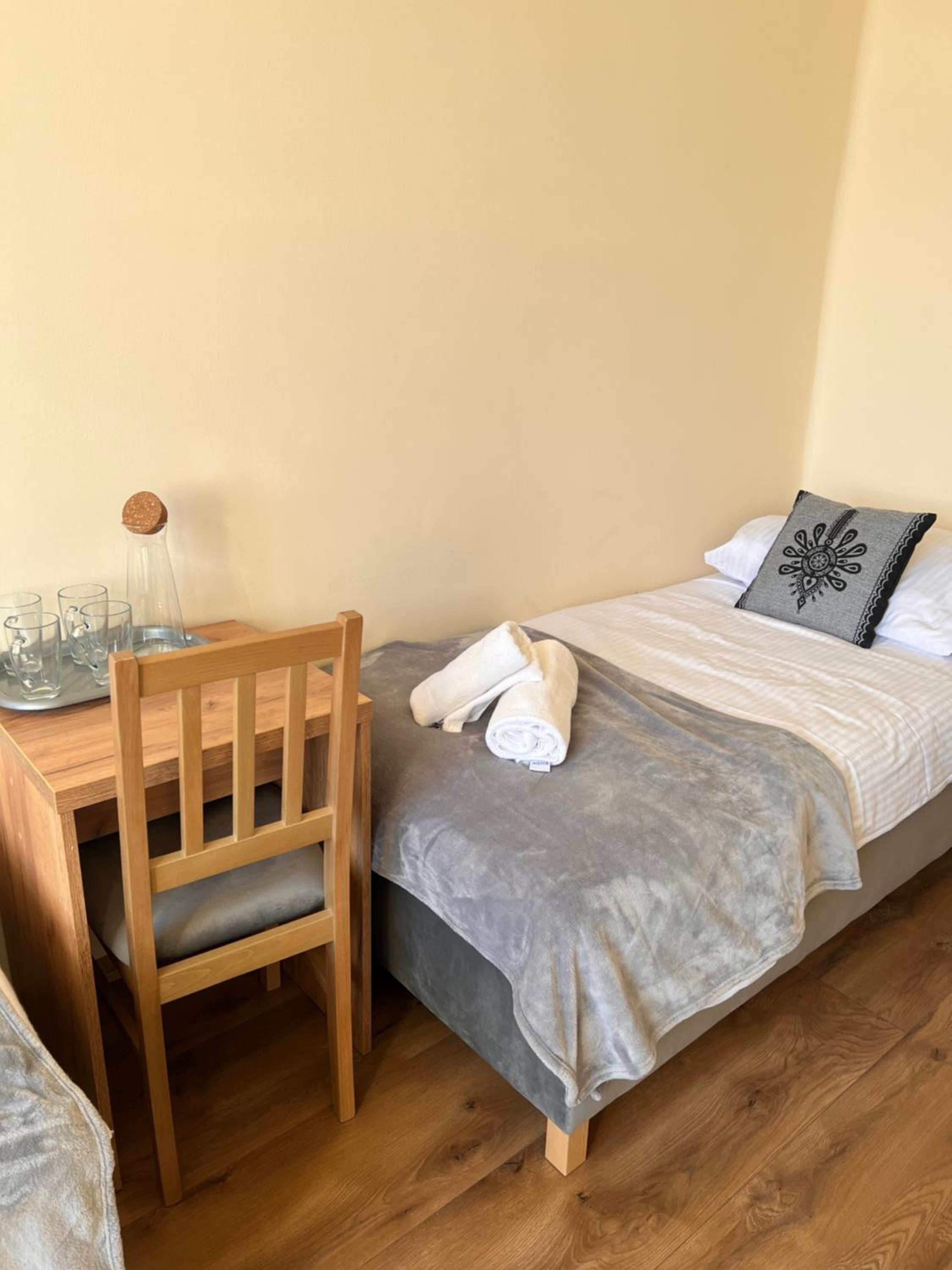 Double Room with Mountain View - Photo 1