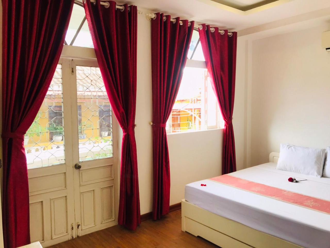 Standard Double or Twin Room with Balcony