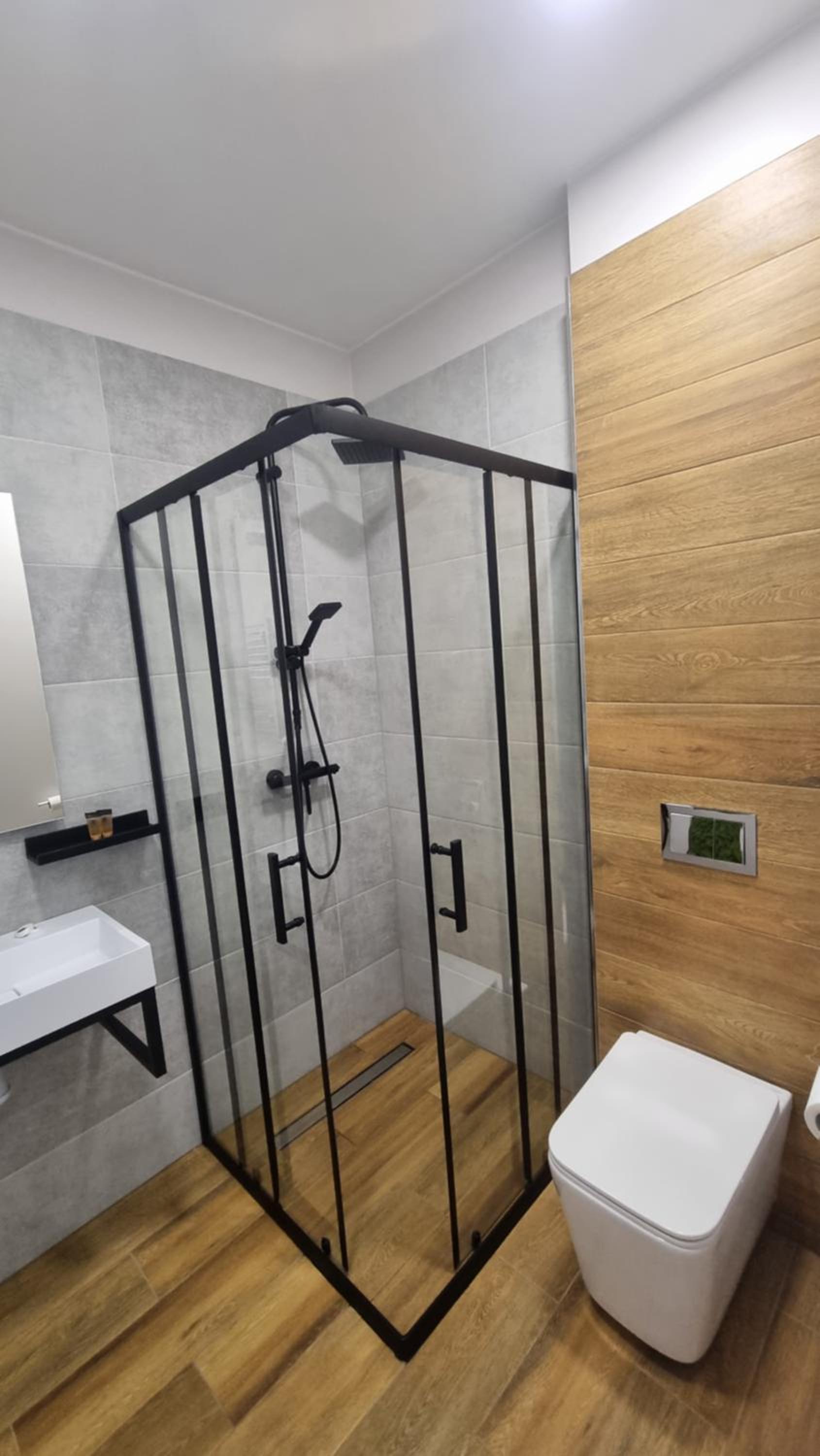 Twin Room with Private Bathroom photo 1