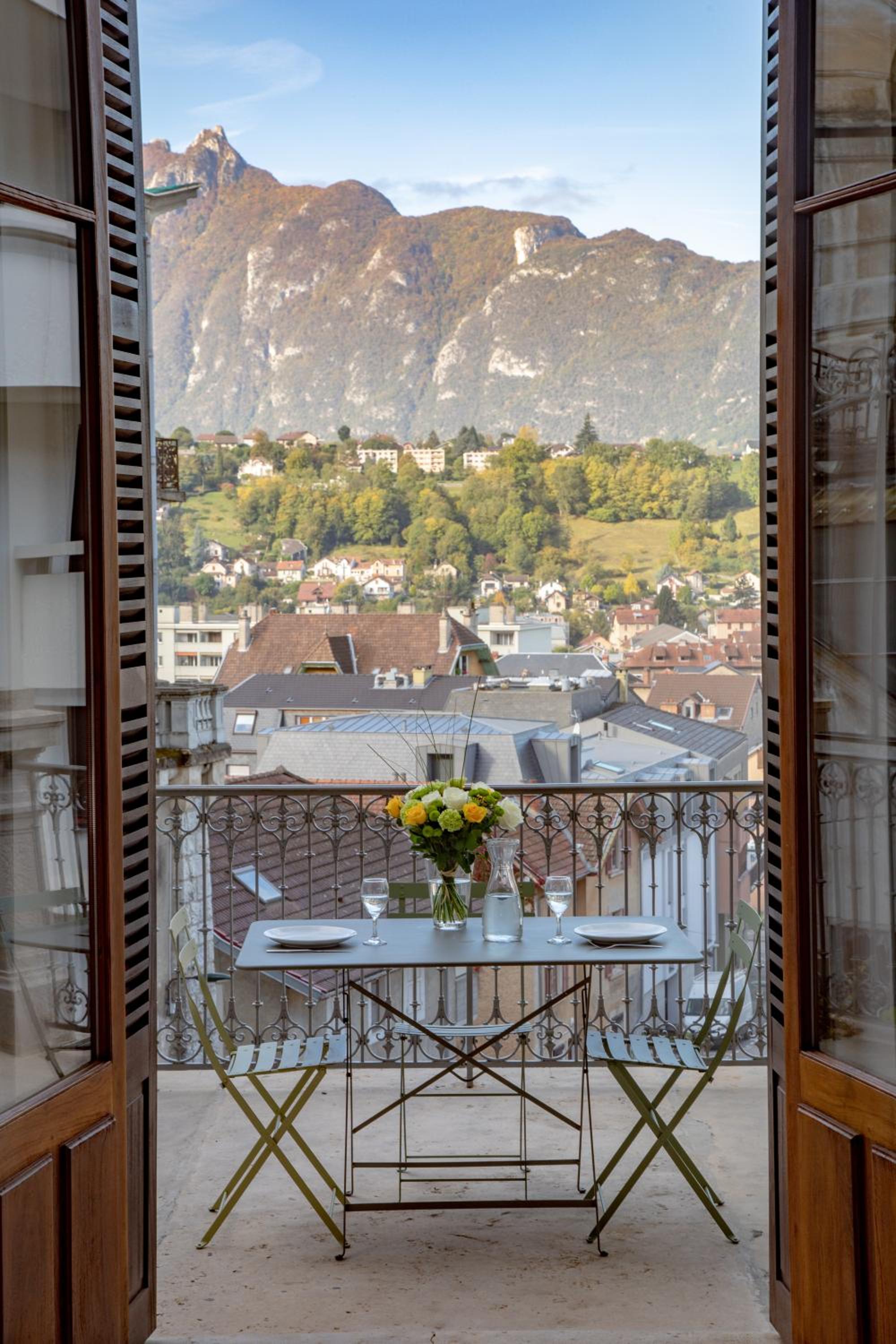 Apartment with Terrace