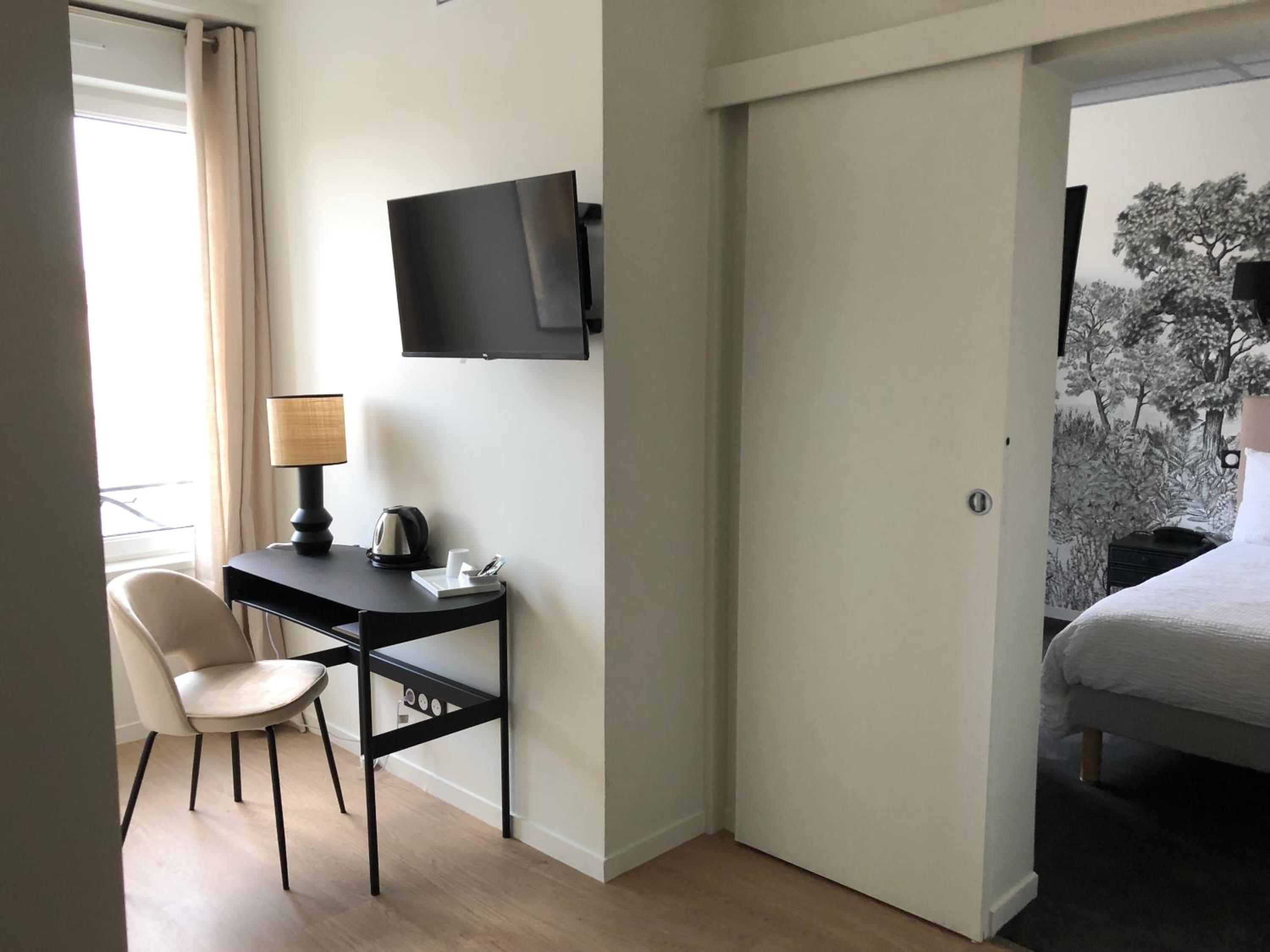 One-Bedroom Suite