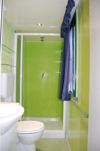 Mobile Home photo 1