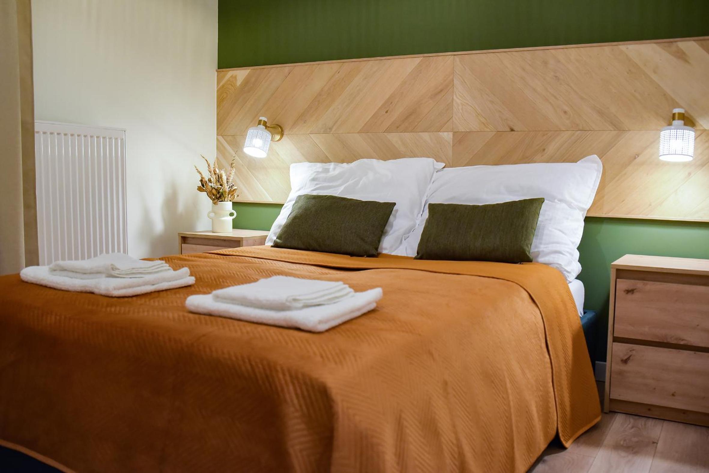 One-Bedroom Apartment - Photo 4