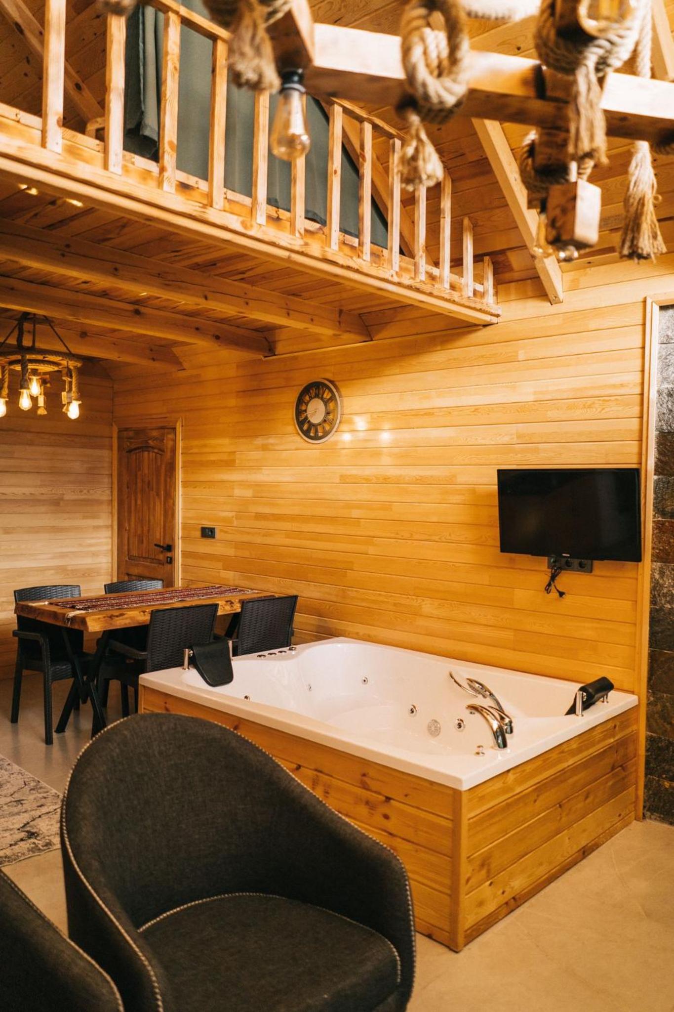 One-Bedroom Chalet photo 3