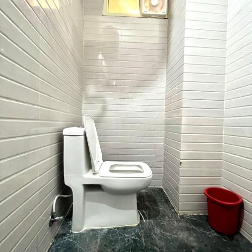 Deluxe Double Room (2 Adults + 1 Child) photo 3