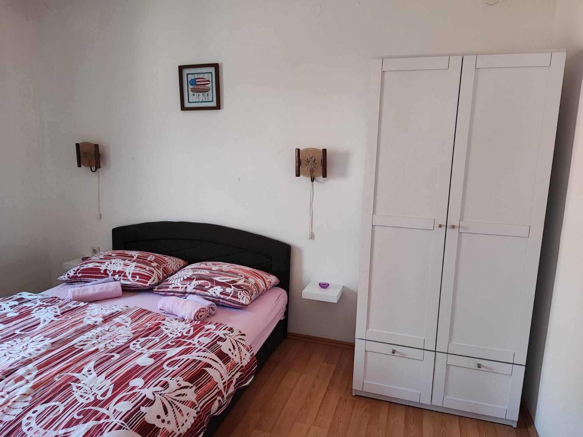 Three-Bedroom Apartment - Photo 15