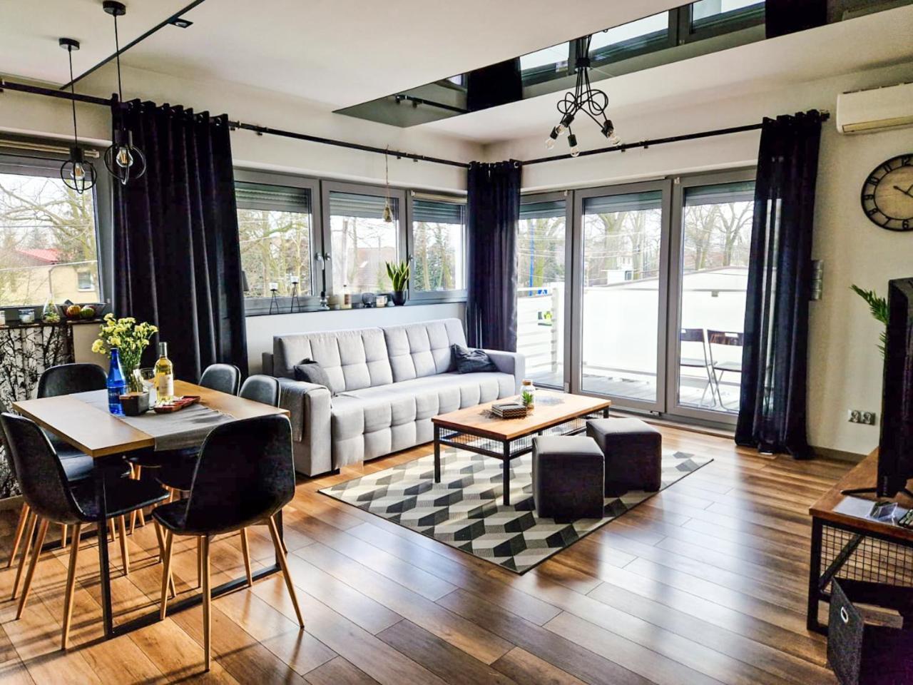 Two-Bedroom Apartment - Photo 1