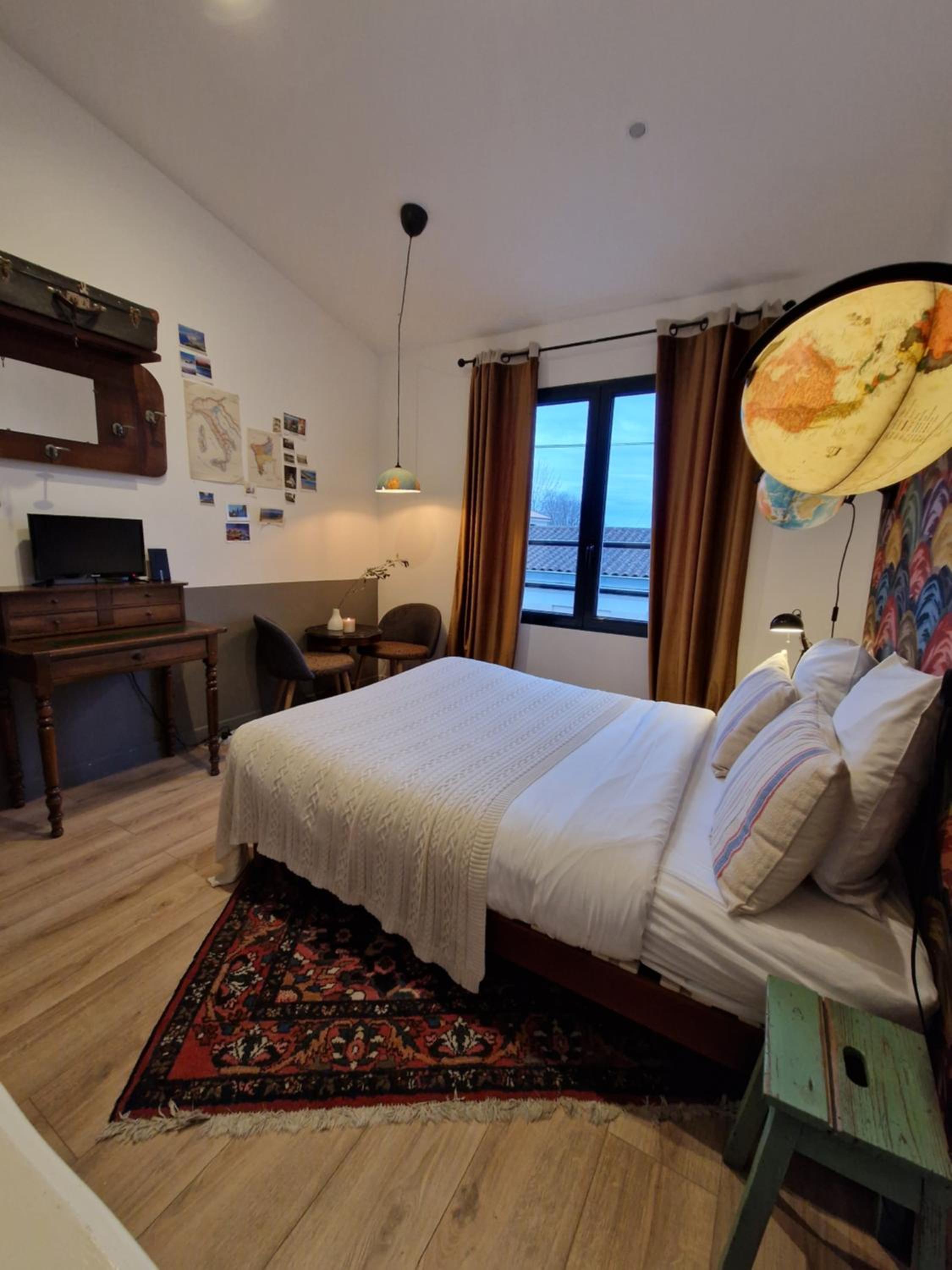 Double Room with Private External Bathroom