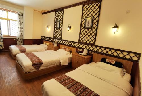 Single Bed in Male Dormitory Room