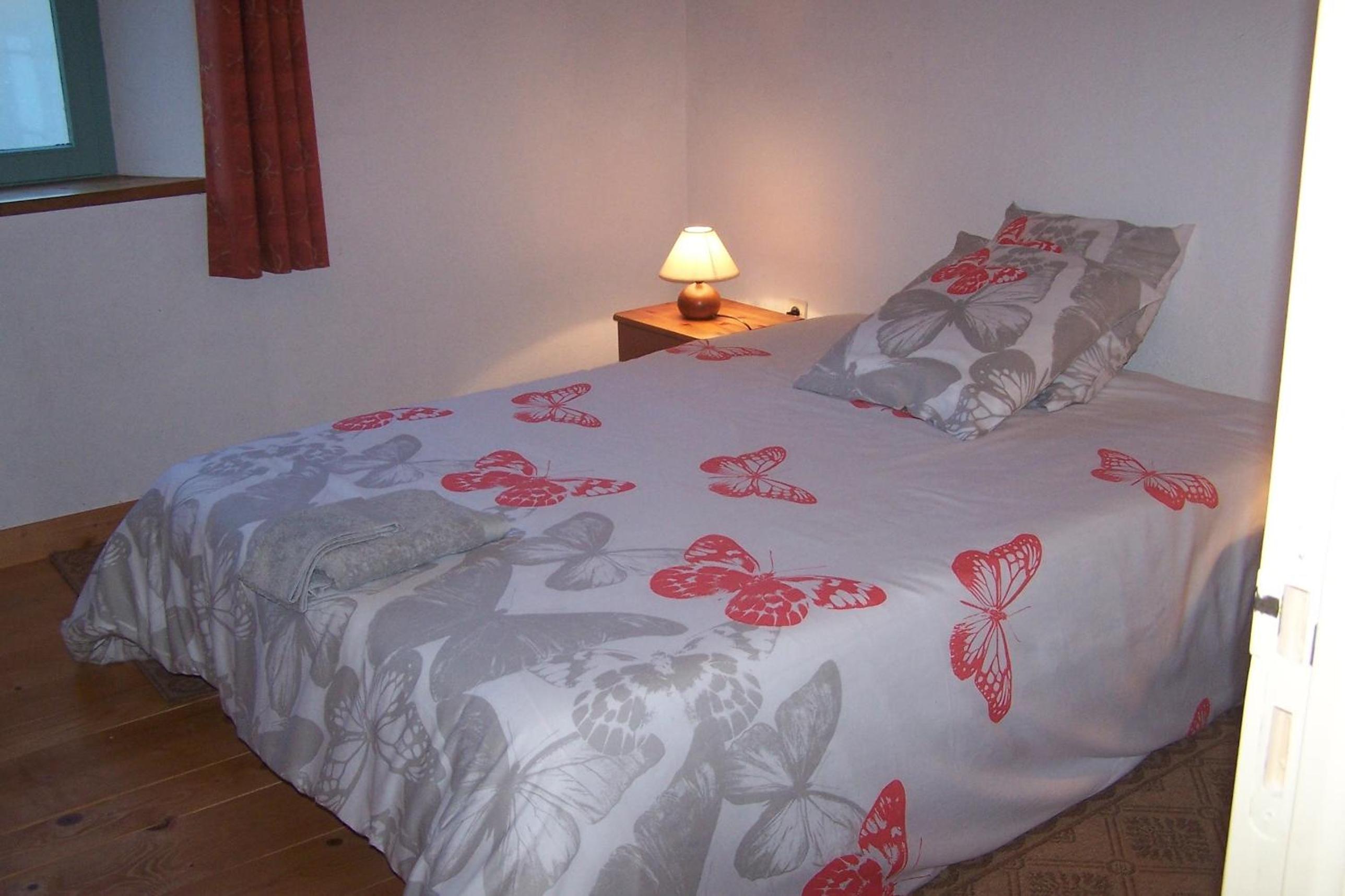 Comfort Holiday Home (8 Adults) - Photo 3