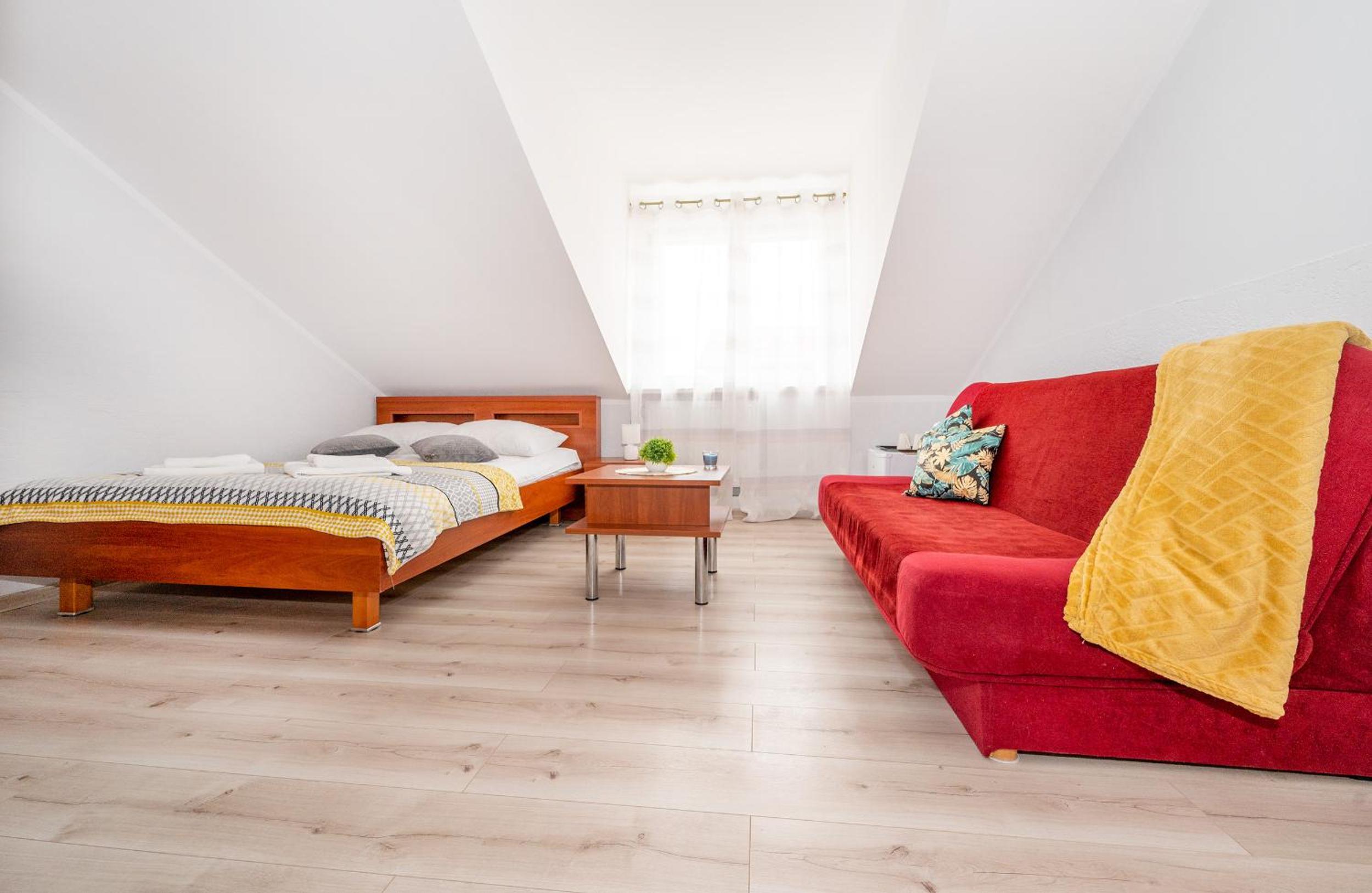 Quadruple Room with Private Bathroom