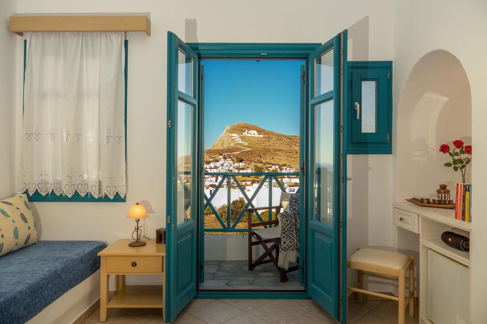 Triple Room with Sea View