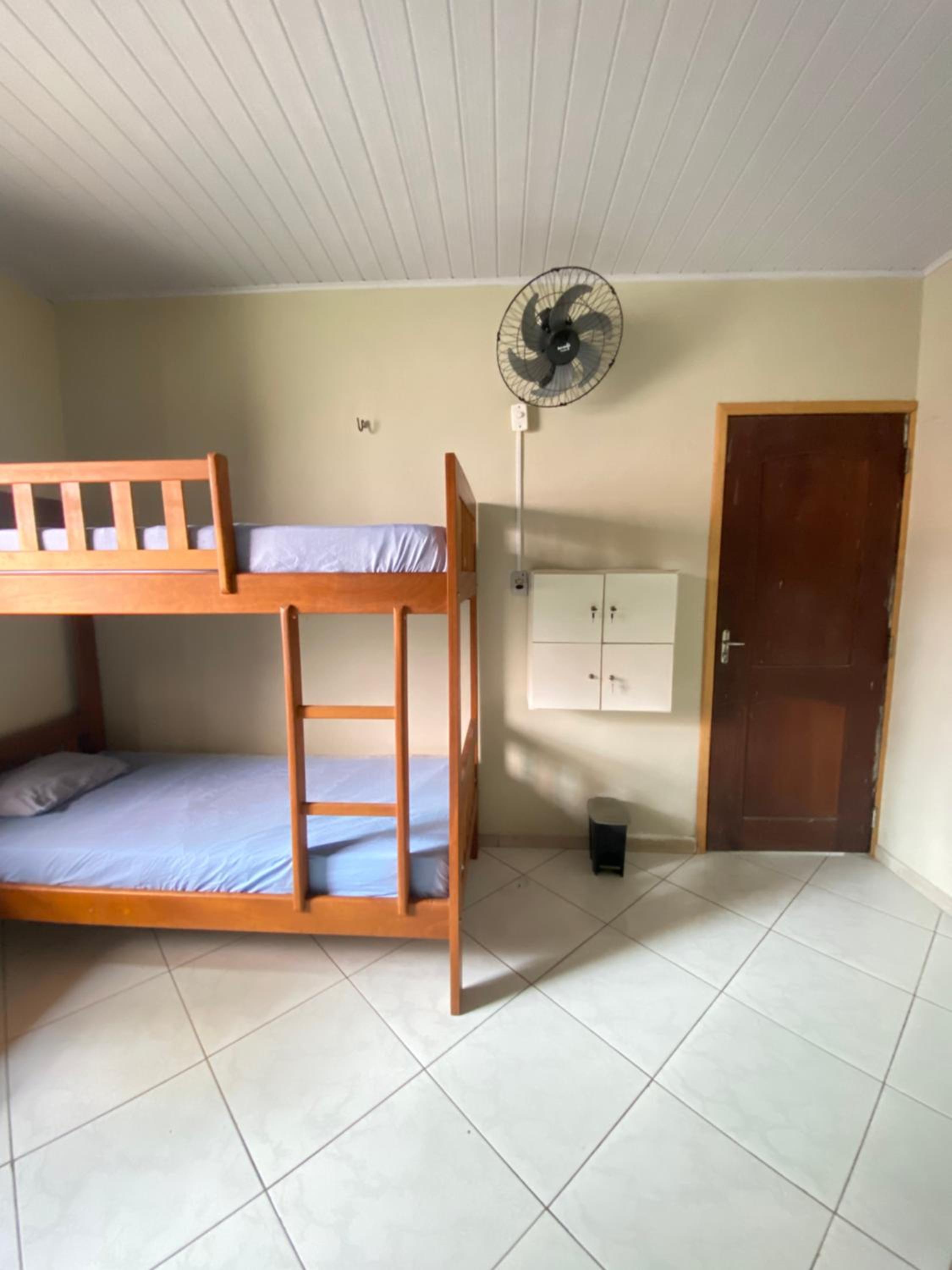 Bed in 6-Bed Dormitory Room photo 1