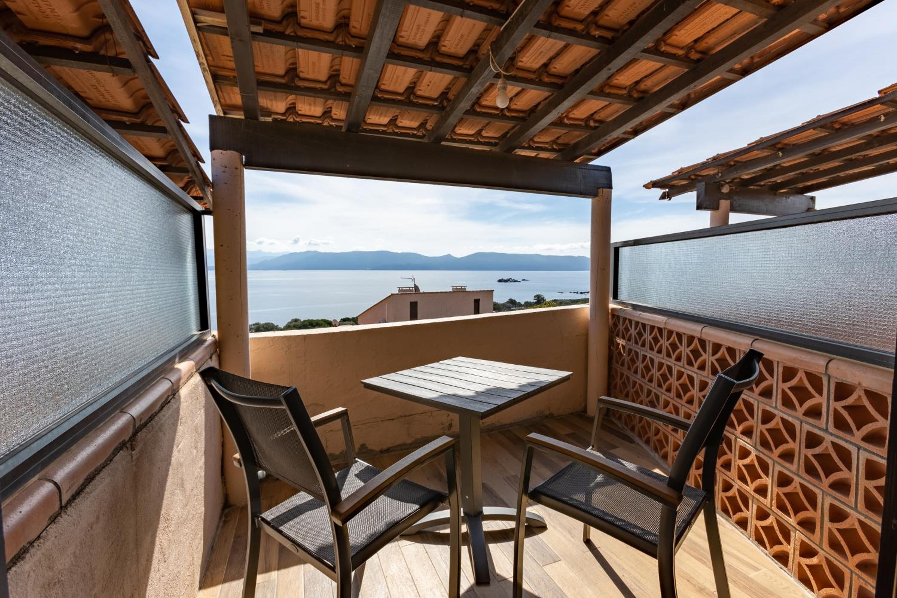Studio with Sea View