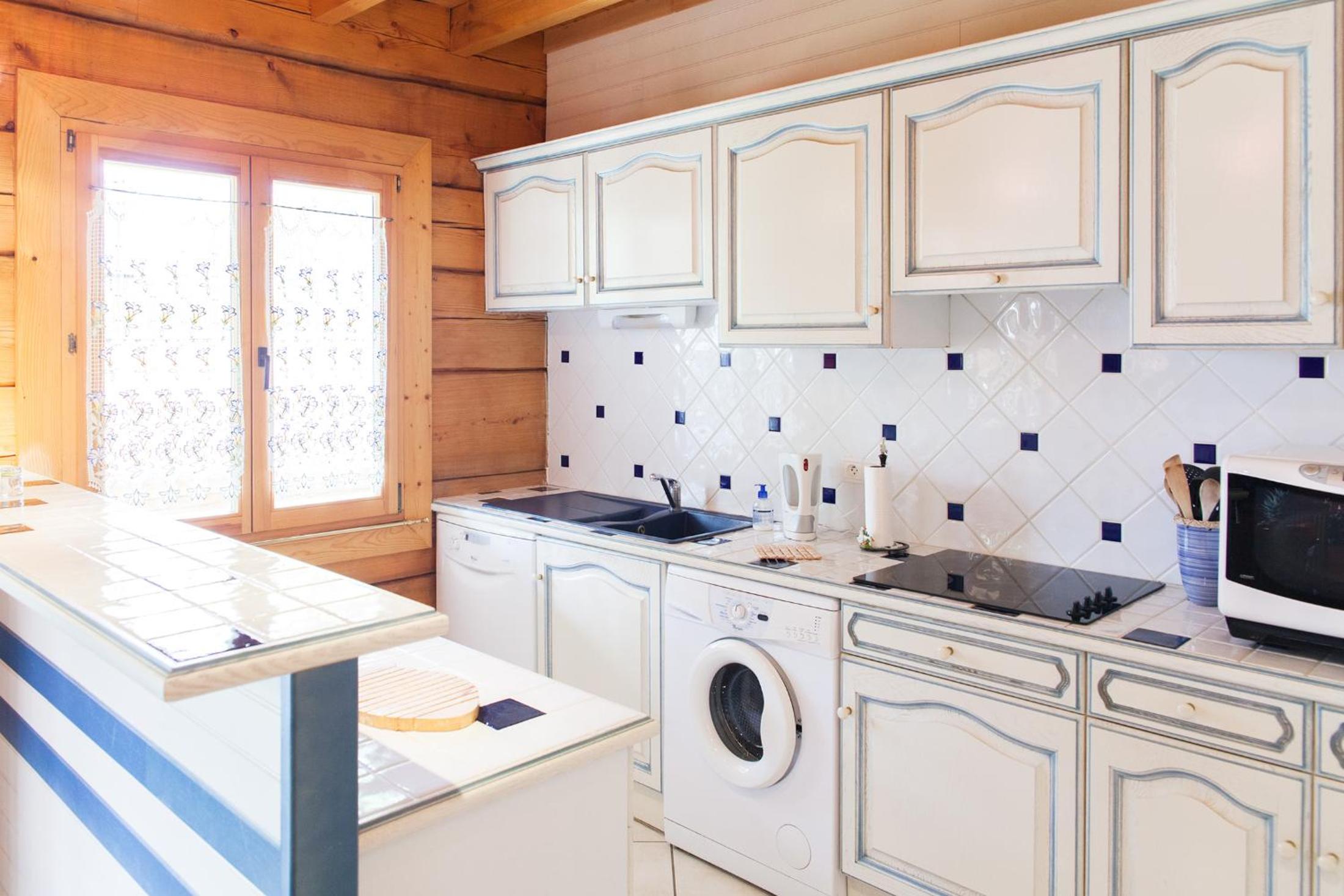 Three-Bedroom Chalet photo 3