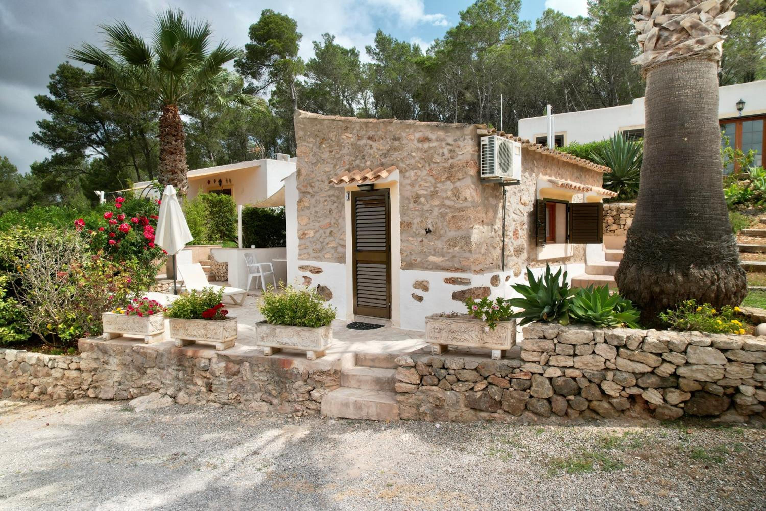 Standard Bungalow