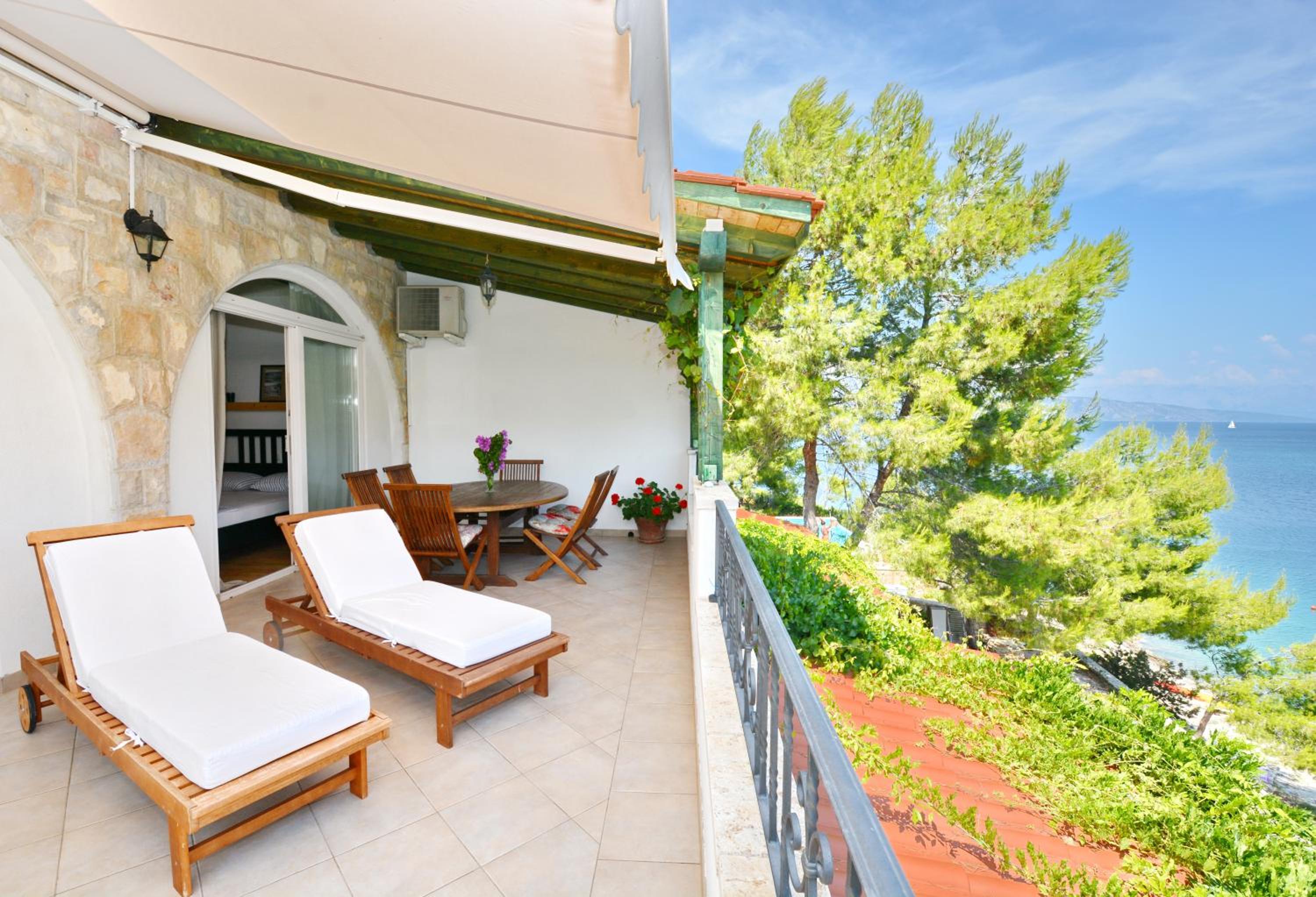 Two Bedroom Apartment with Terrace