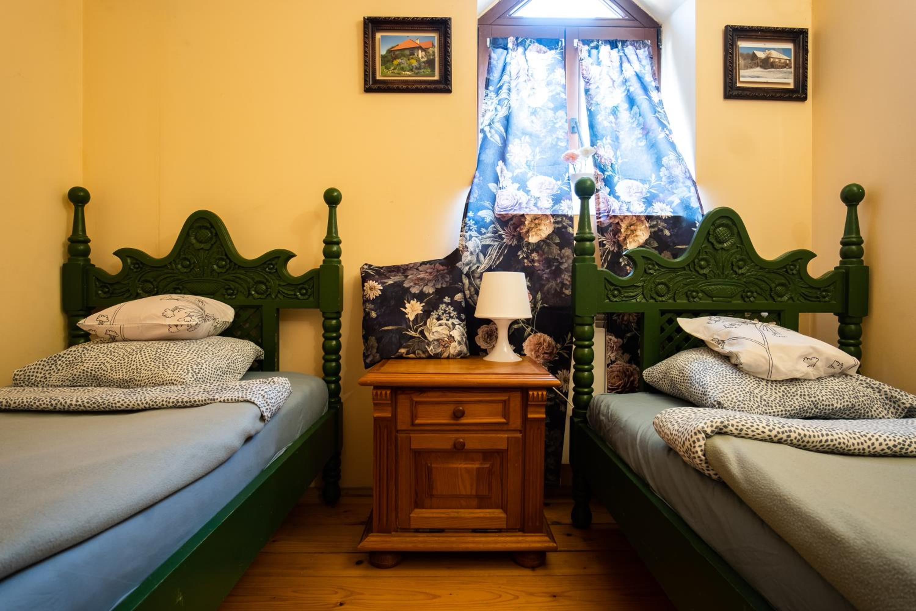 Triple Room with Shared Bathroom photo 2