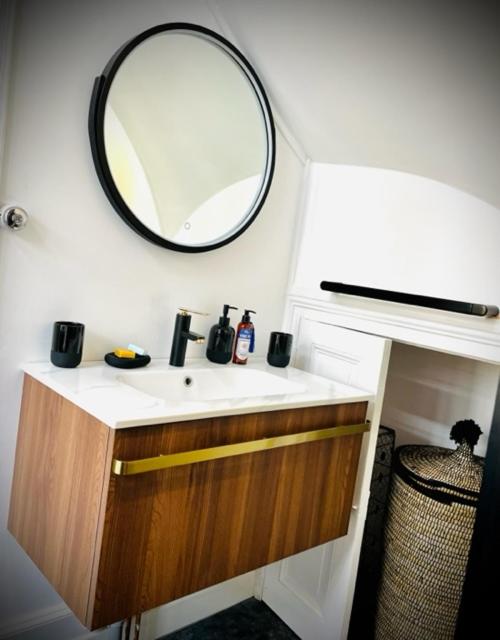 Deluxe Room - Photo 8