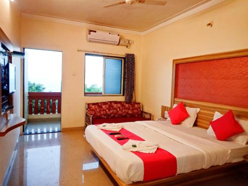 Deluxe Double Room with Balcony